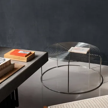 Table basse Wire VP17 - Acier inoxydable, Ø74x36 cm - &Tradition