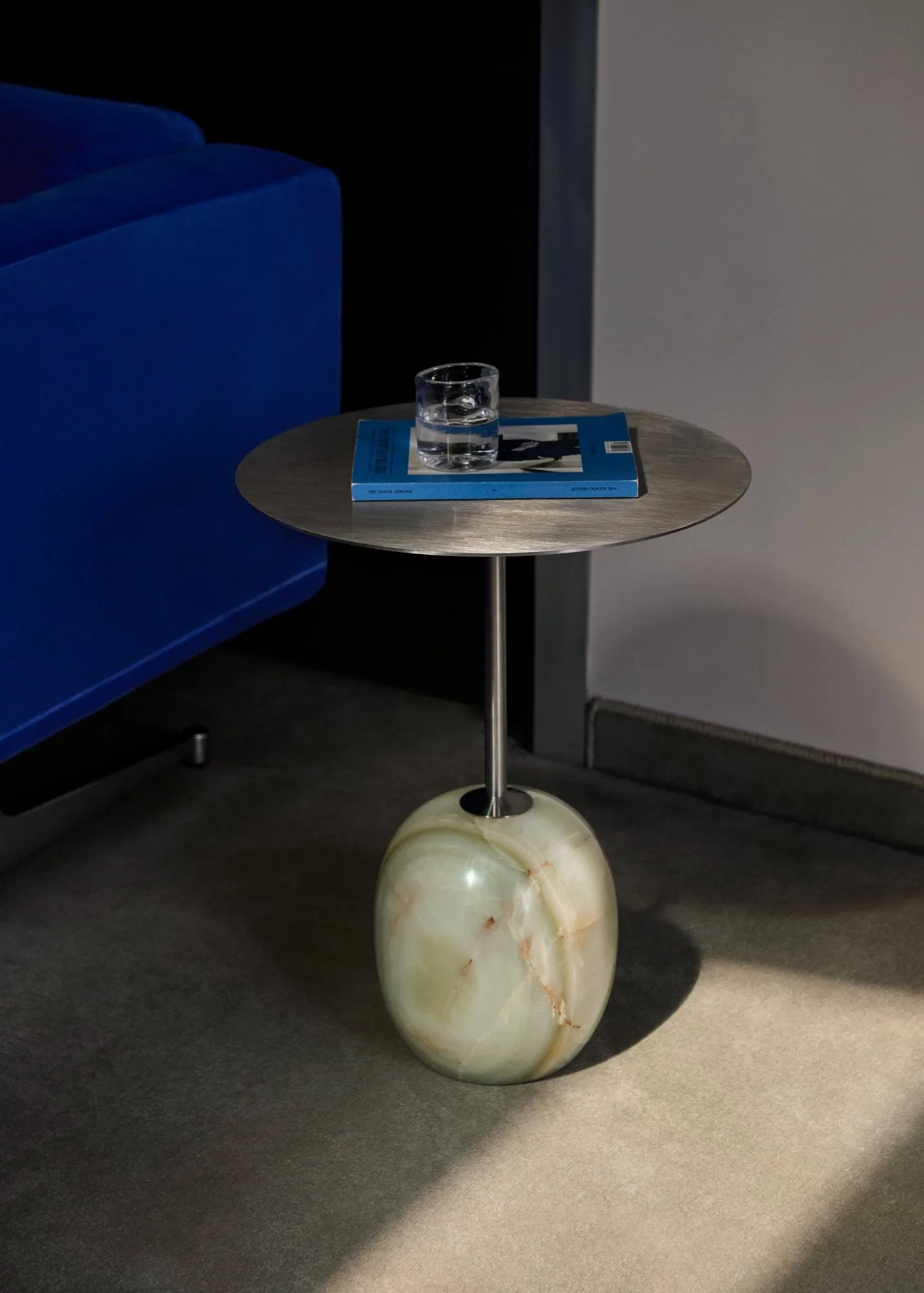 Table d'appoint Lato LN9, Deep green-verde grigio, 40x50x45 cm &Tradition