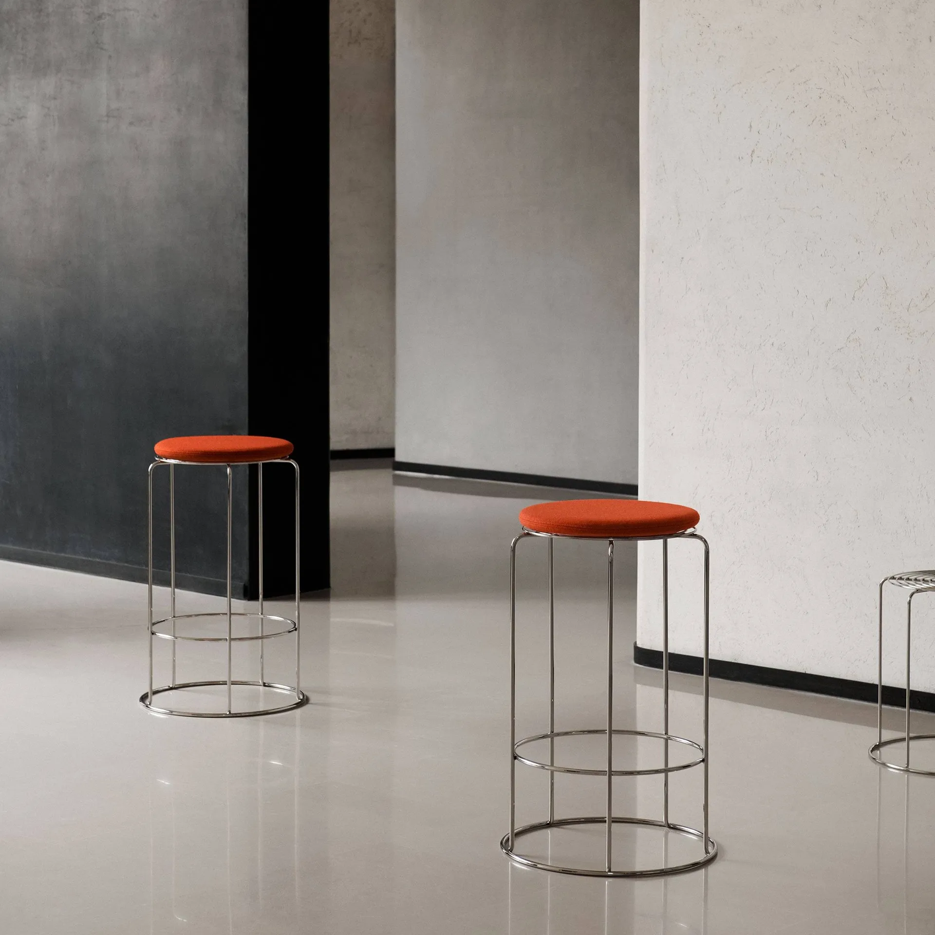 Tabouret de bar Wire VP15, Acier inoxydable, 65 cm &Tradition