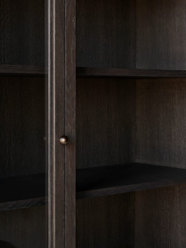 Trace SC88 Vitrine 120x192x40 cm, Dark stained oak &Tradition
