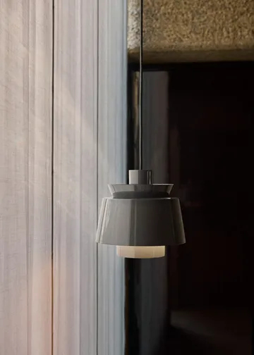 Utzon JU1 Lampe - Gris beige, Ø22 cm - &Tradition