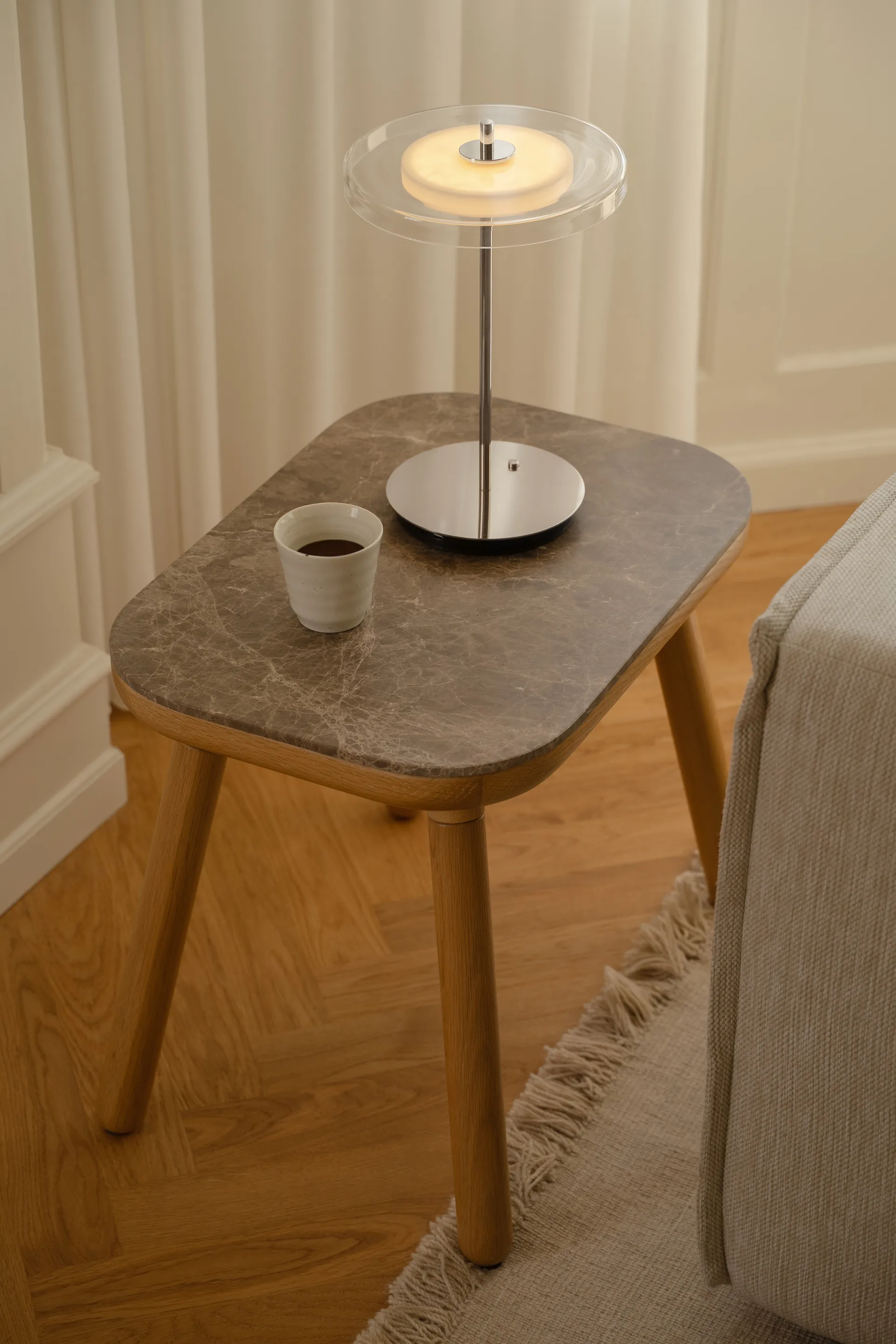 Lampe de table Asteria Move, Glass-polished steel Umage