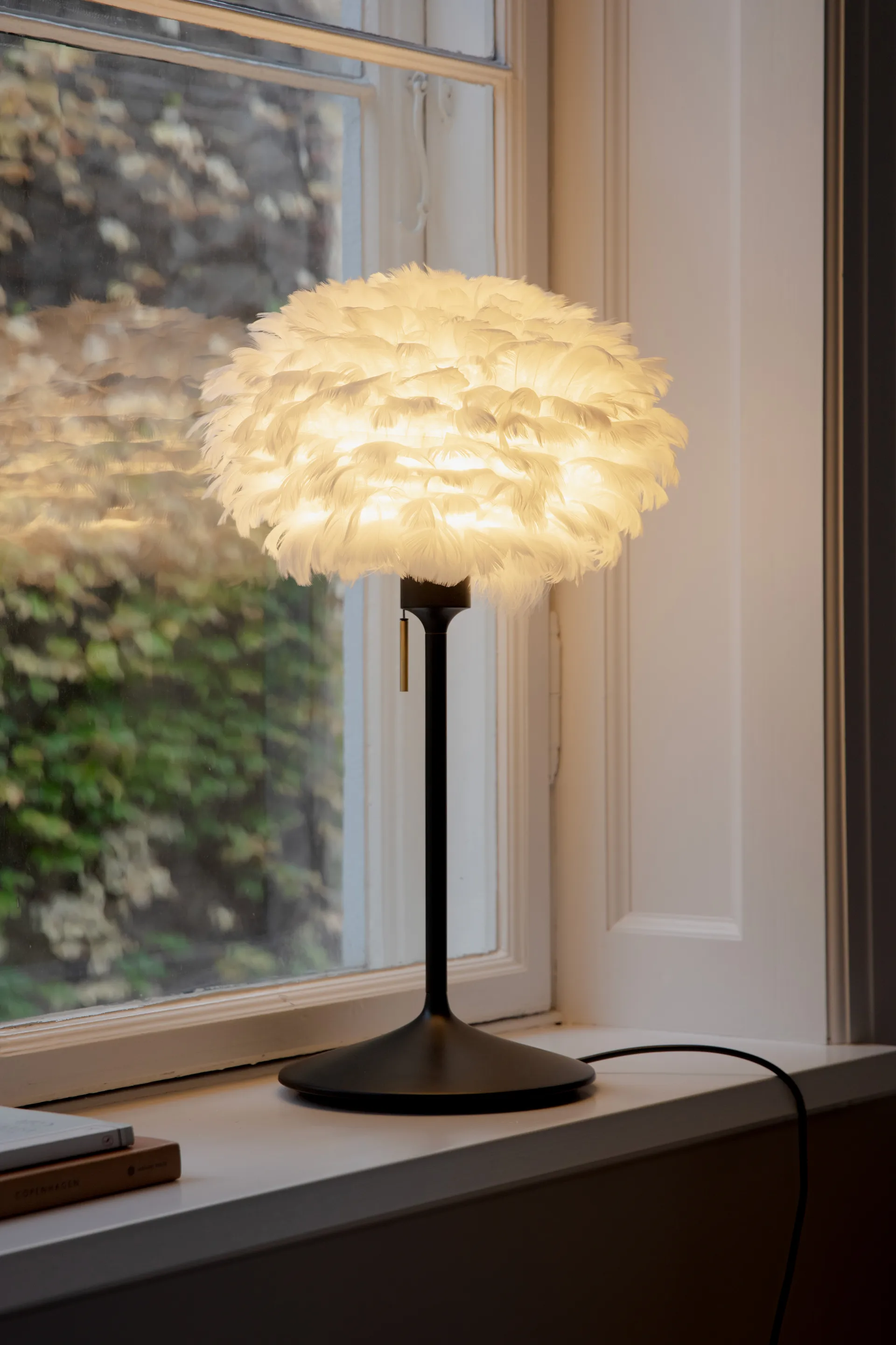 Lampe de table Eos mini, Blanc-Noir Umage