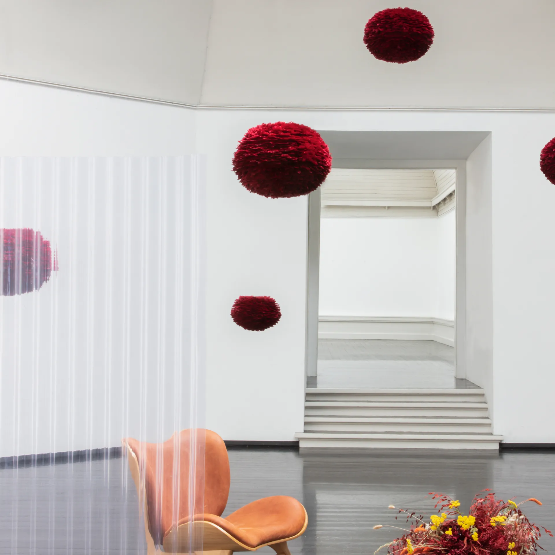 Lampe Eos rouge, Large Ø65 cm Umage