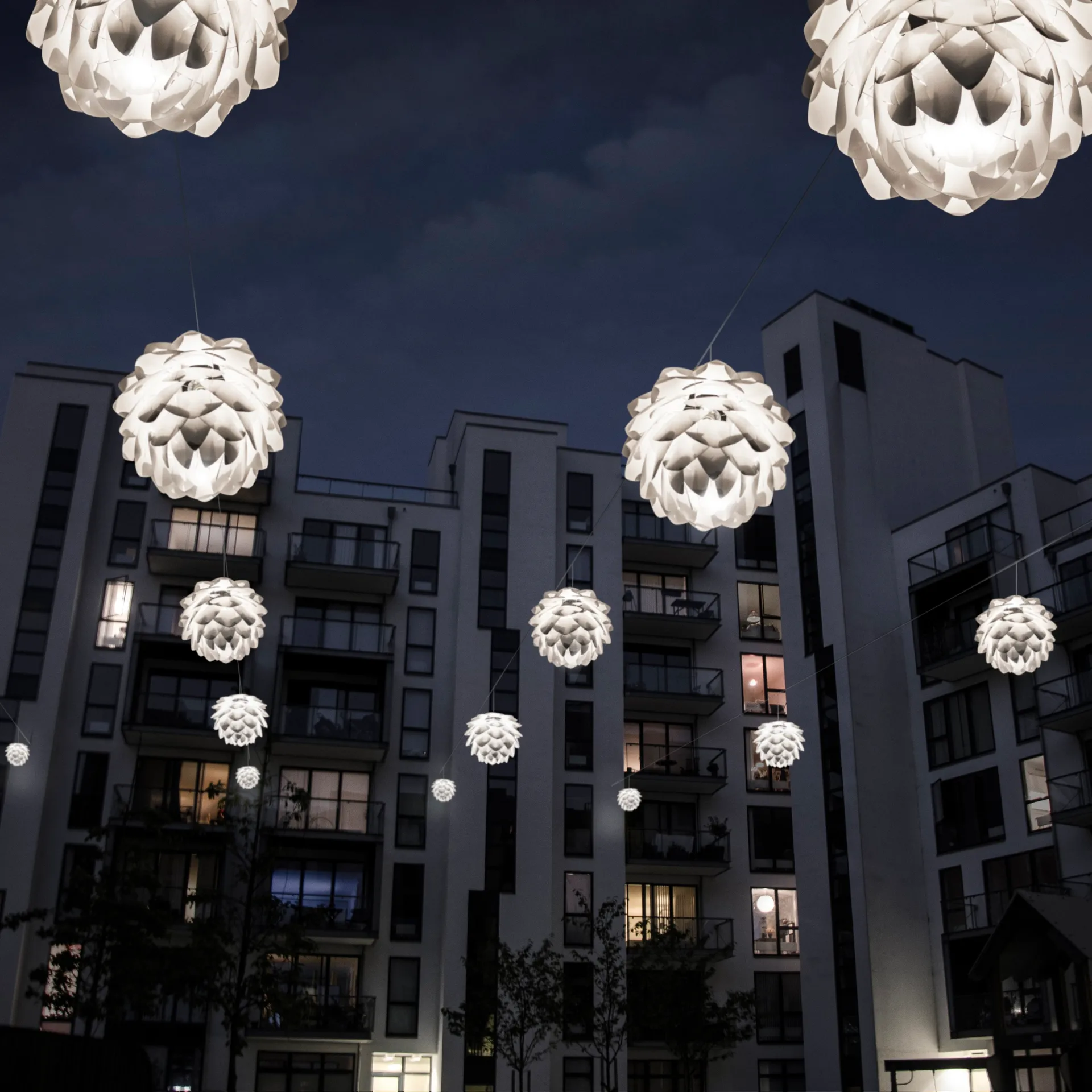 Lampe Silvia acier, diamètre 45 cm Umage