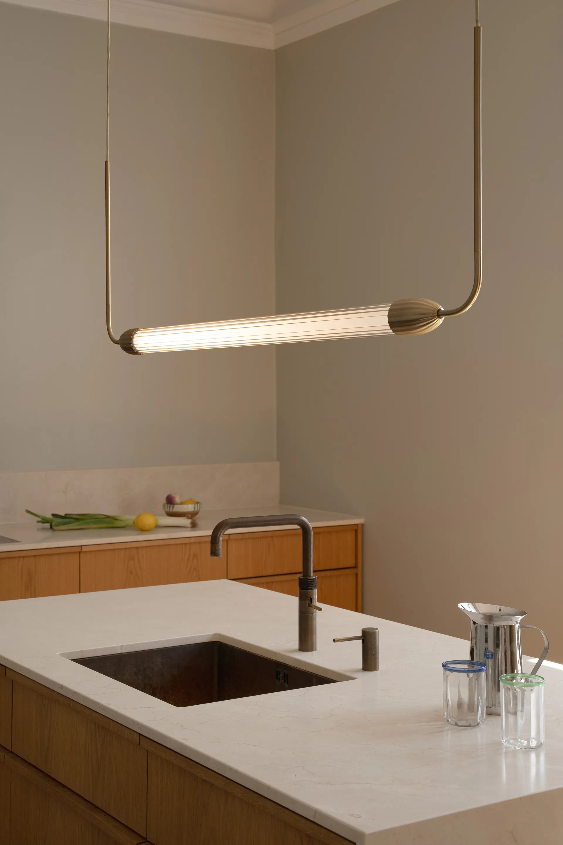 Suspension linéaire Lemon Squeeze, Brass Umage