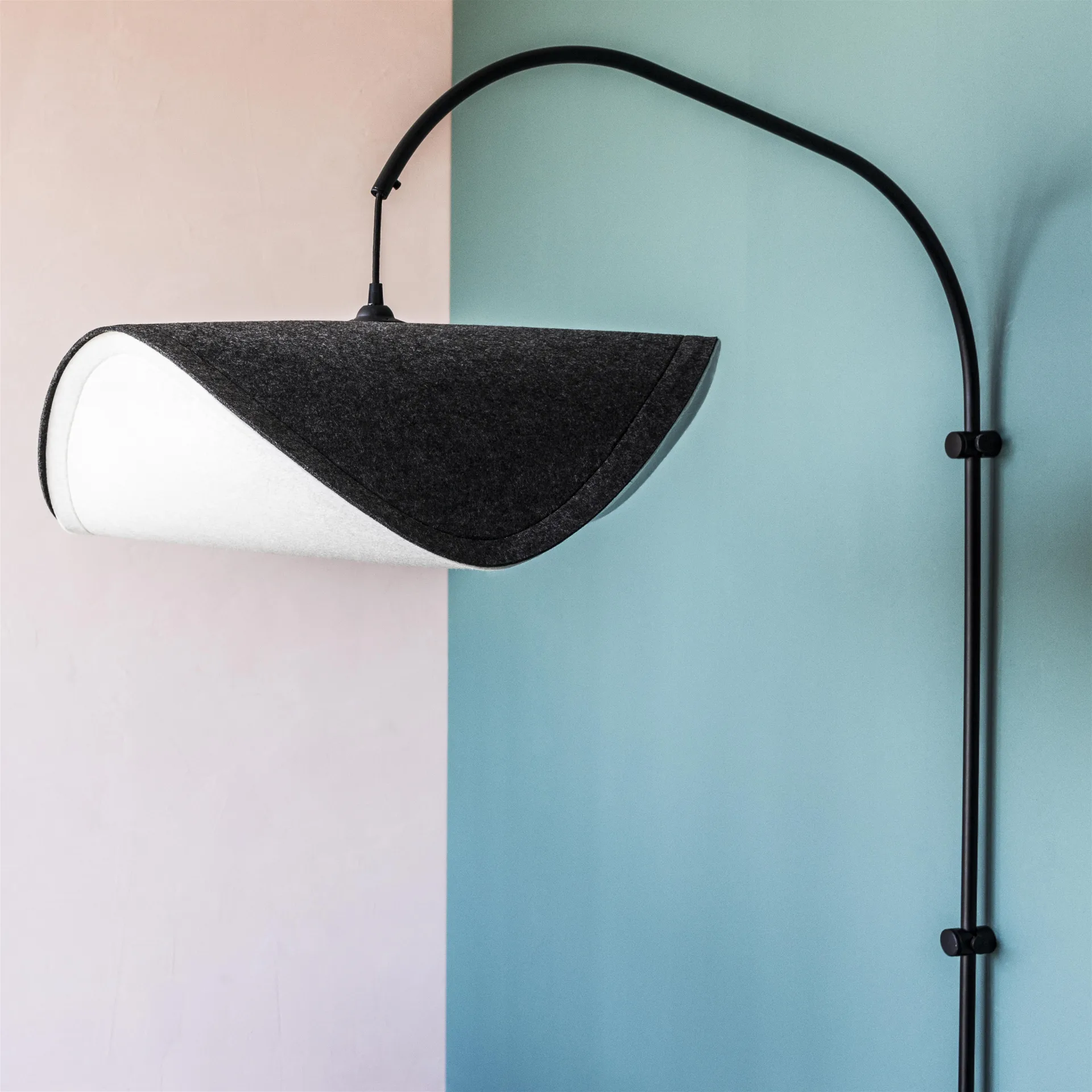 Suspension murale simple Willow, noir Umage