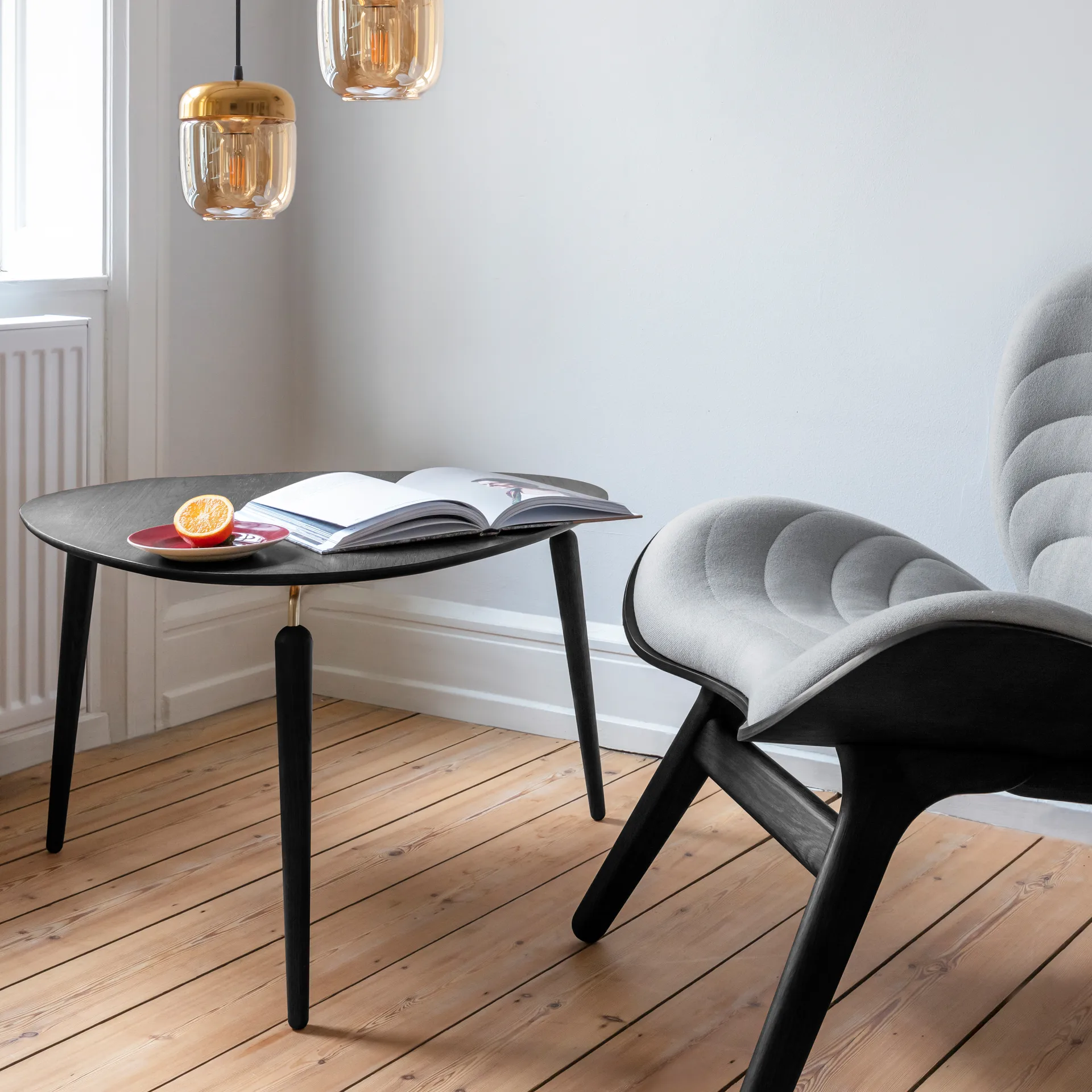 Table basse Hang Out, Chêne noir-laiton Umage