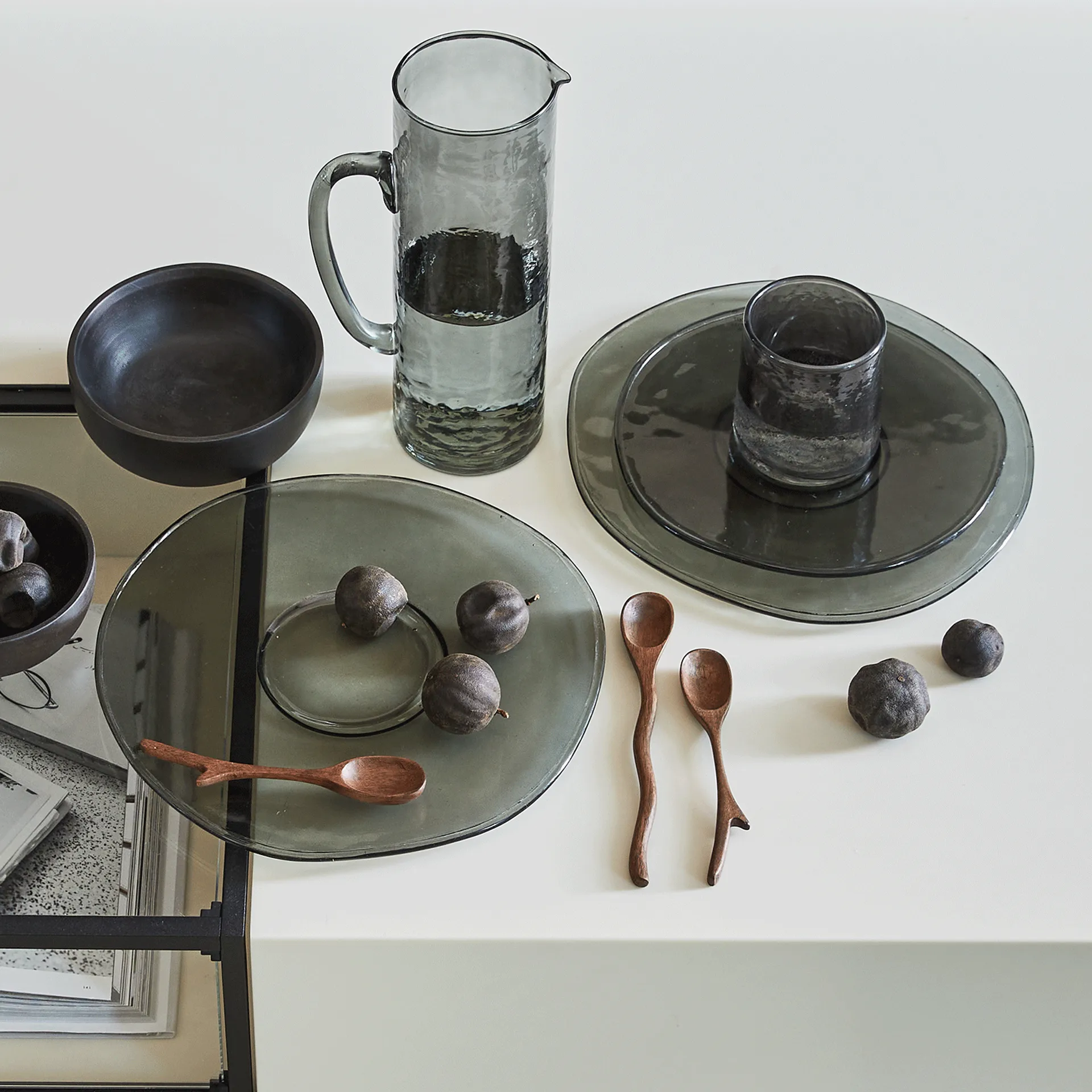 Pichet en verre recyclé UNC 1,35 litre, Ebony URBAN NATURE CULTURE