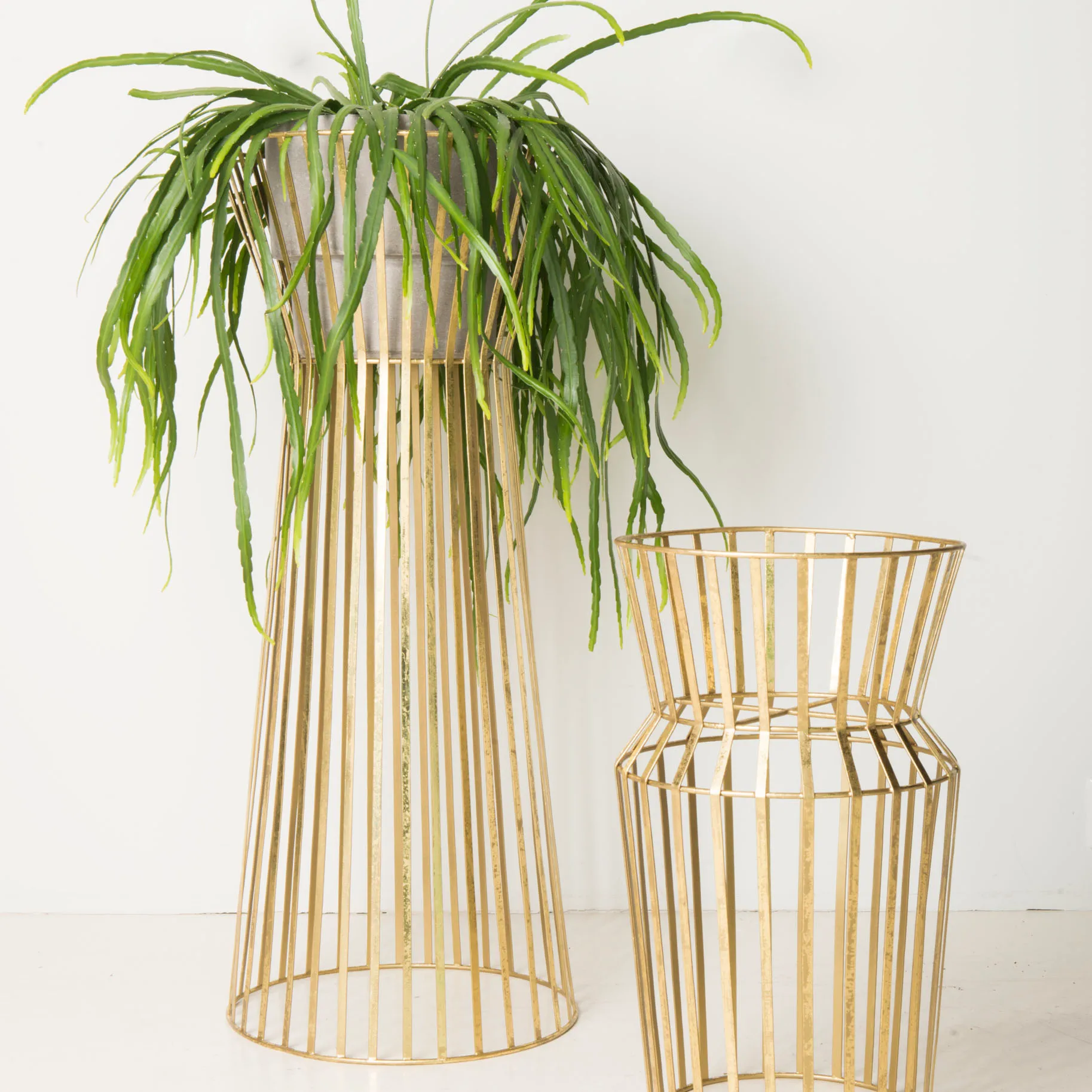 Support pour pot de fleurs big, Laiton URBAN NATURE CULTURE