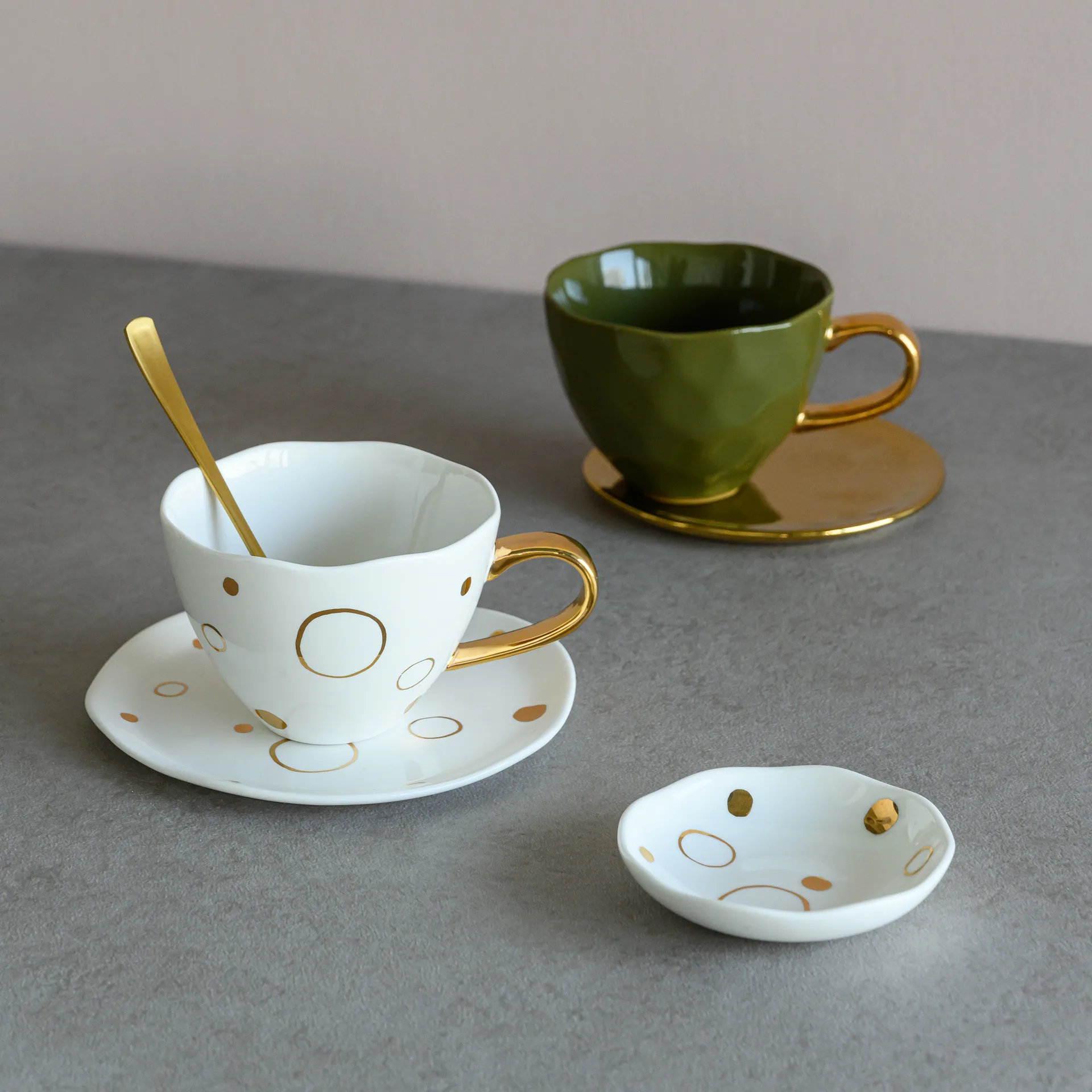 Tasse dorée Good Morning Special Edition, Circle Gold URBAN NATURE CULTURE