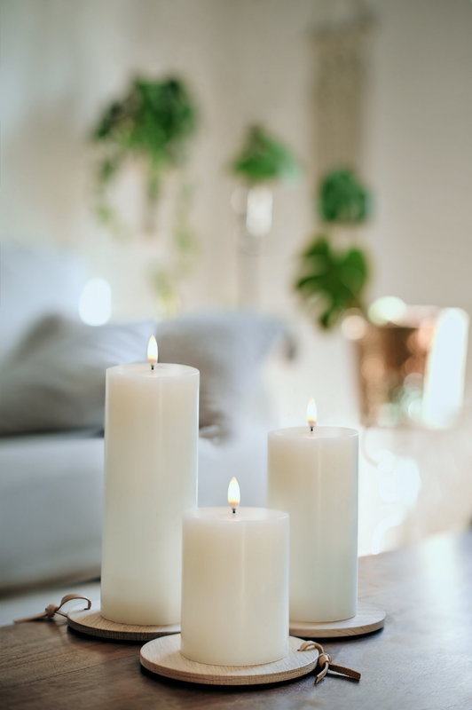Bougie blanche décoratif NEPTUNE - Illuminez votre intérieur – B&Inside