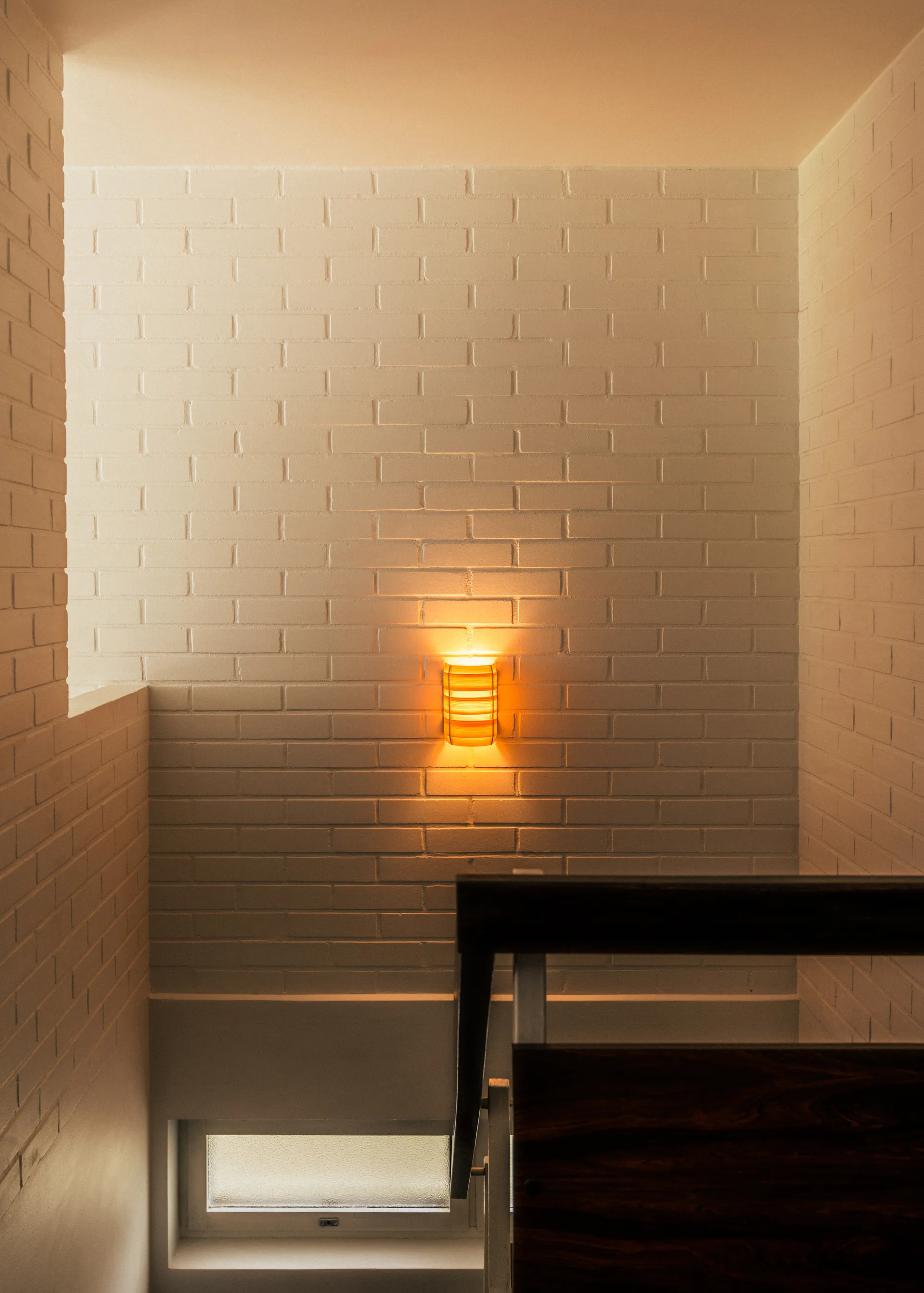 Applique murale 1004 Hans Wall Light, Pin en huile-cire mat, 16x24 cm Vaarnii