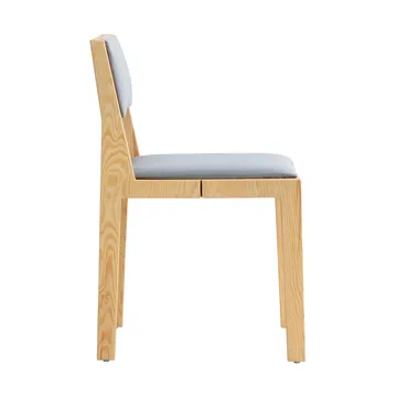 Chaise 016 Maasto Dining Chair - Pin en huile-cire mat, face avant habillée gris - Vaarnii