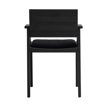 Fauteuil à accoudoirs 016 Maasto Dining Armchair - Pin de couleur noire, face avant habillée en noir - Vaarnii