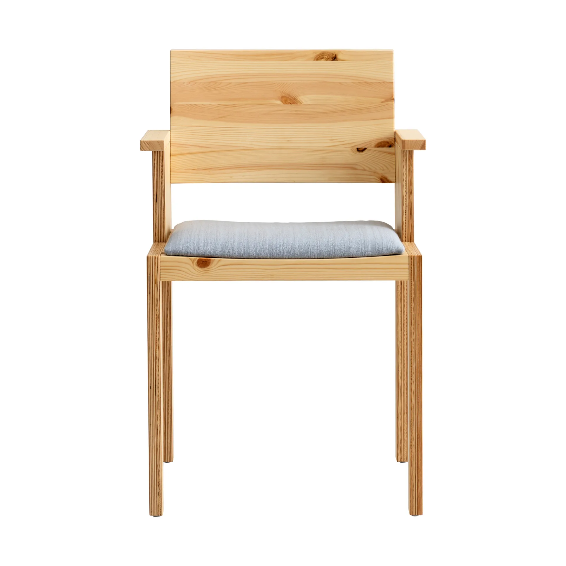 Fauteuil à accoudoirs 016 Maasto Dining Armchair, Pin en huile-cire mat, assise tapissée grise Vaarnii