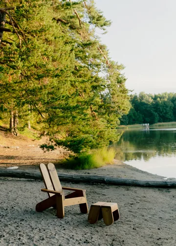 Pouf repos-pieds 015 Peace Outdoor Foot Stool - Pin traité thermiquement - Vaarnii