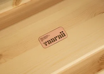 Tabouret 002 Ast Stool - Pin en huile-cire mat, 55x26x45 cm - Vaarnii