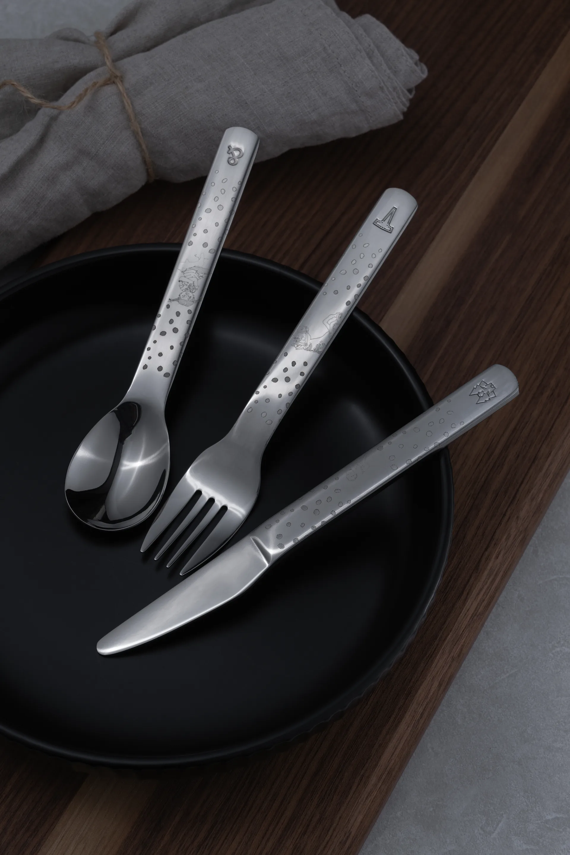 Couverts pour enfants Lupo Pippi, 9 pièces, Argent Vargen & Thor