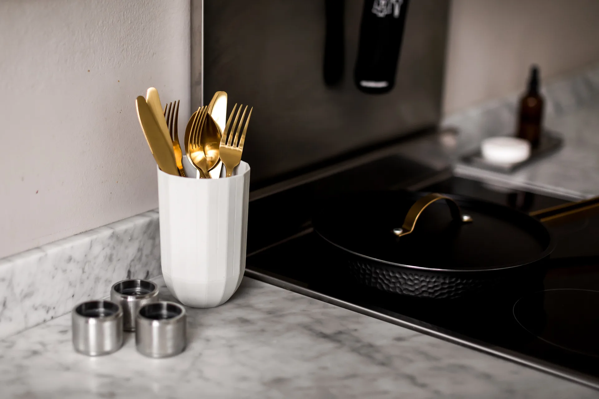 Couverts Vargen & Thor 16 pièces, Nimbus, Laiton Vargen & Thor