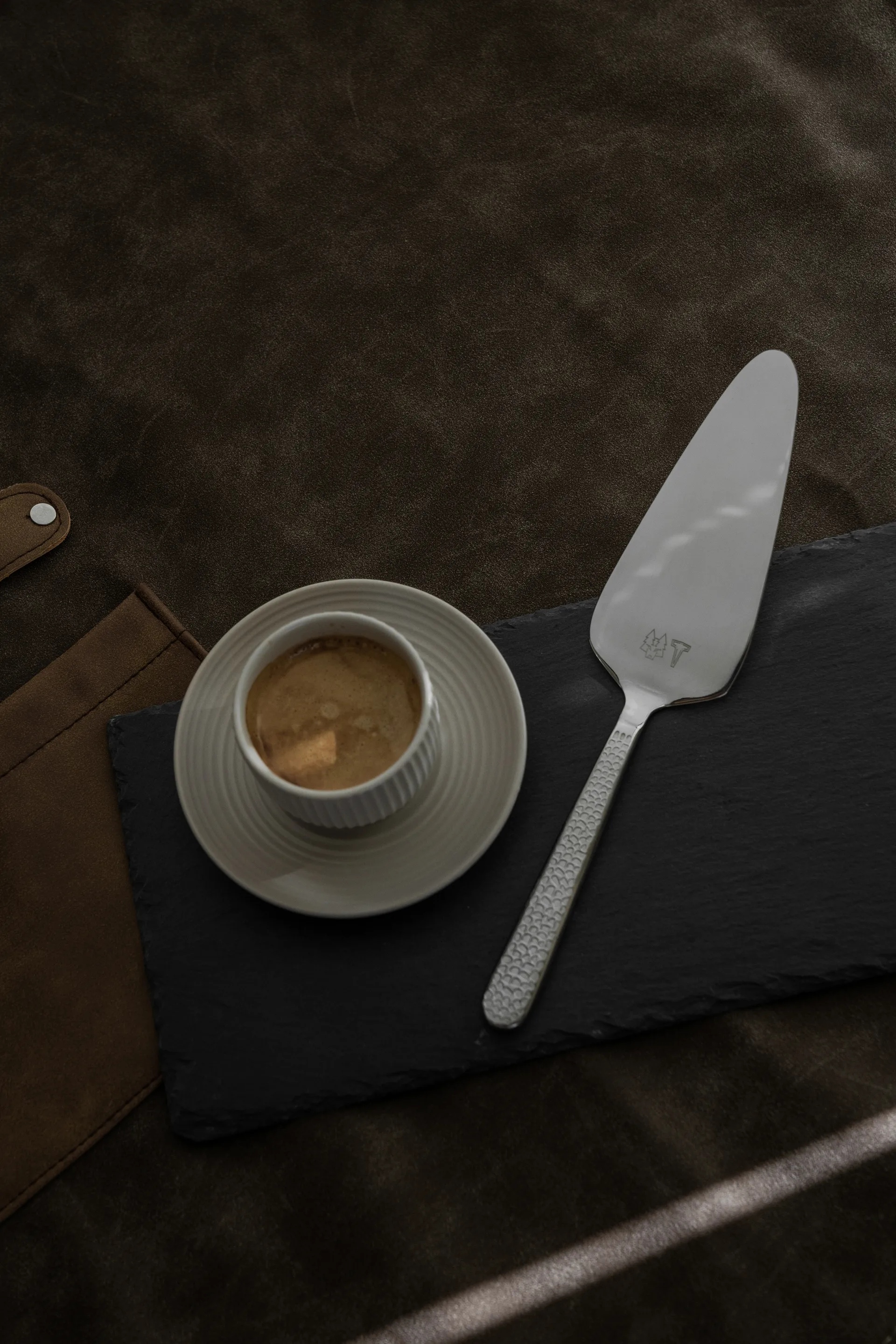 Pelle à tarte Frost, Greyfoot Vargen & Thor