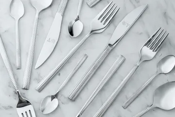 Set de couverts Glöd 16 pièces - Motif chevronné - Vargen & Thor