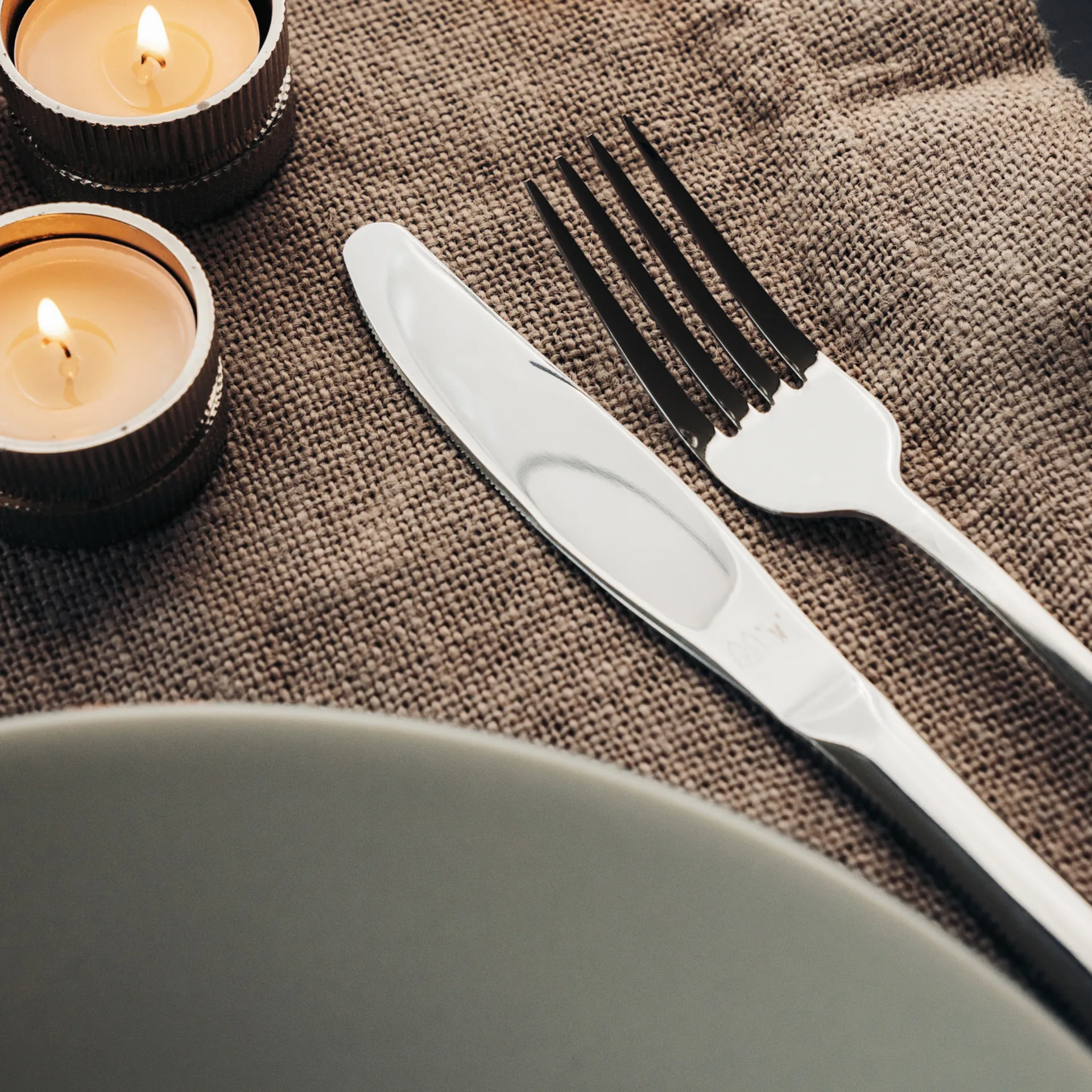 Set de couverts Nord 16 pièces, Argent poli Vargen & Thor