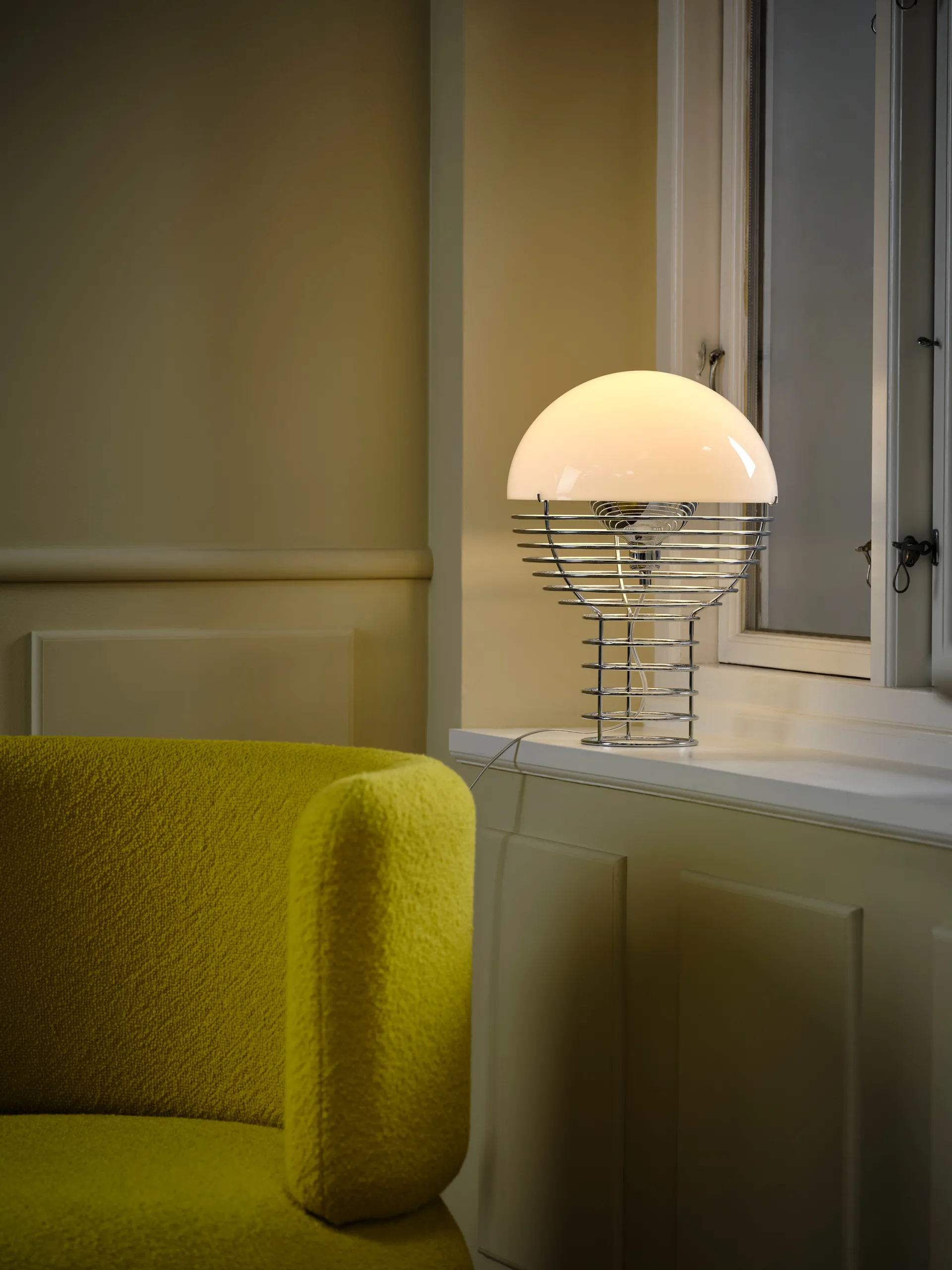 Lampe de table Wire Ø30 cm, Chrome-white Verpan