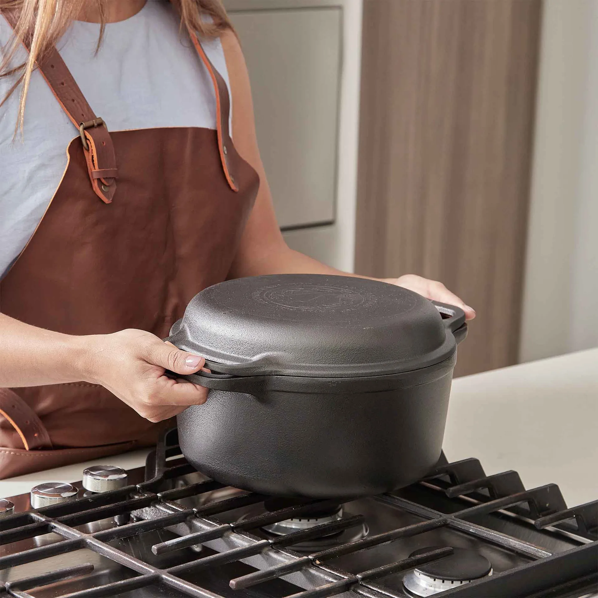 Marmite et poêle à griller en fonte pré-assaisonnée, 2 pièces Victoria