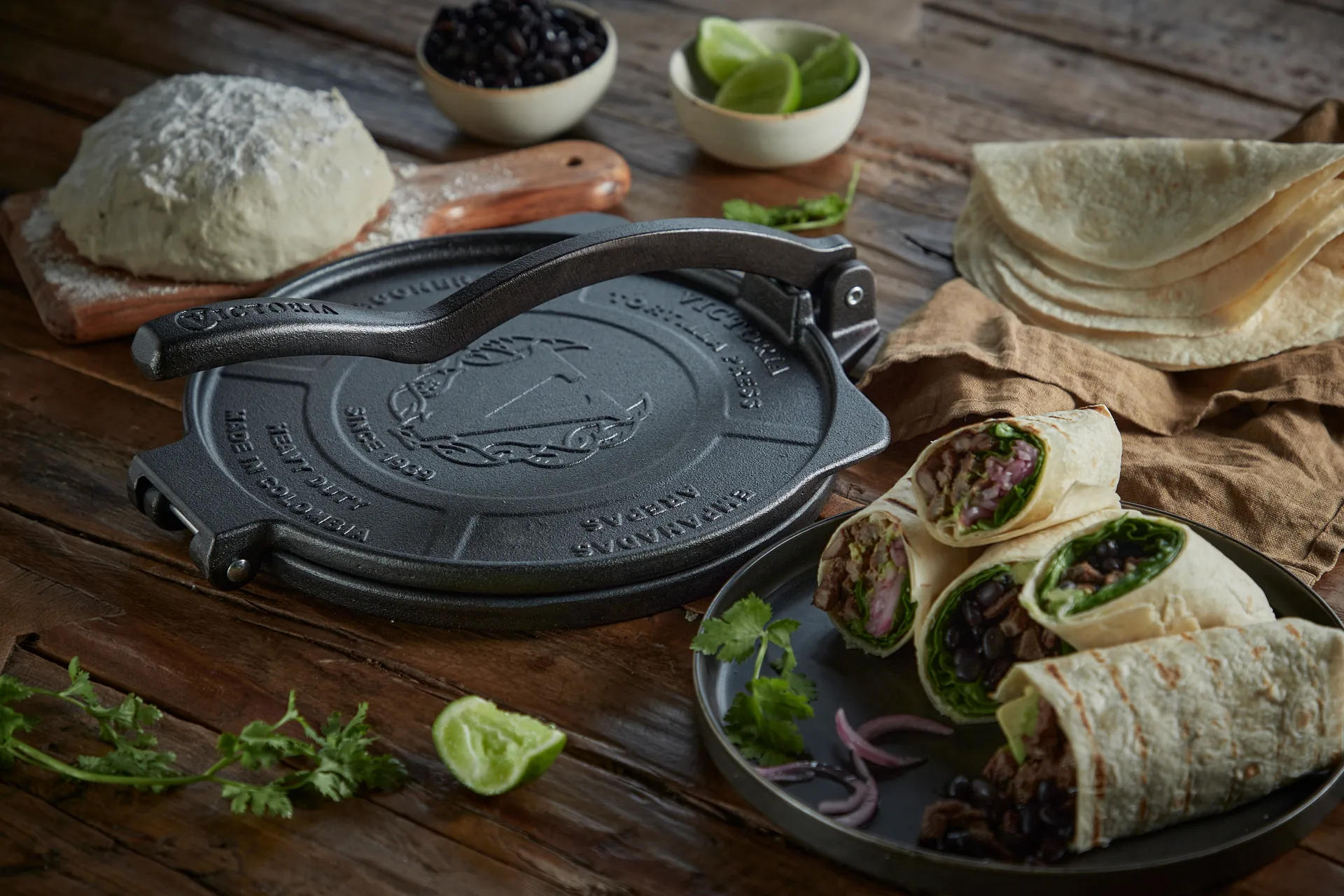 Presse à tortillas Heavy Duty Ø25 cm, Noir Victoria
