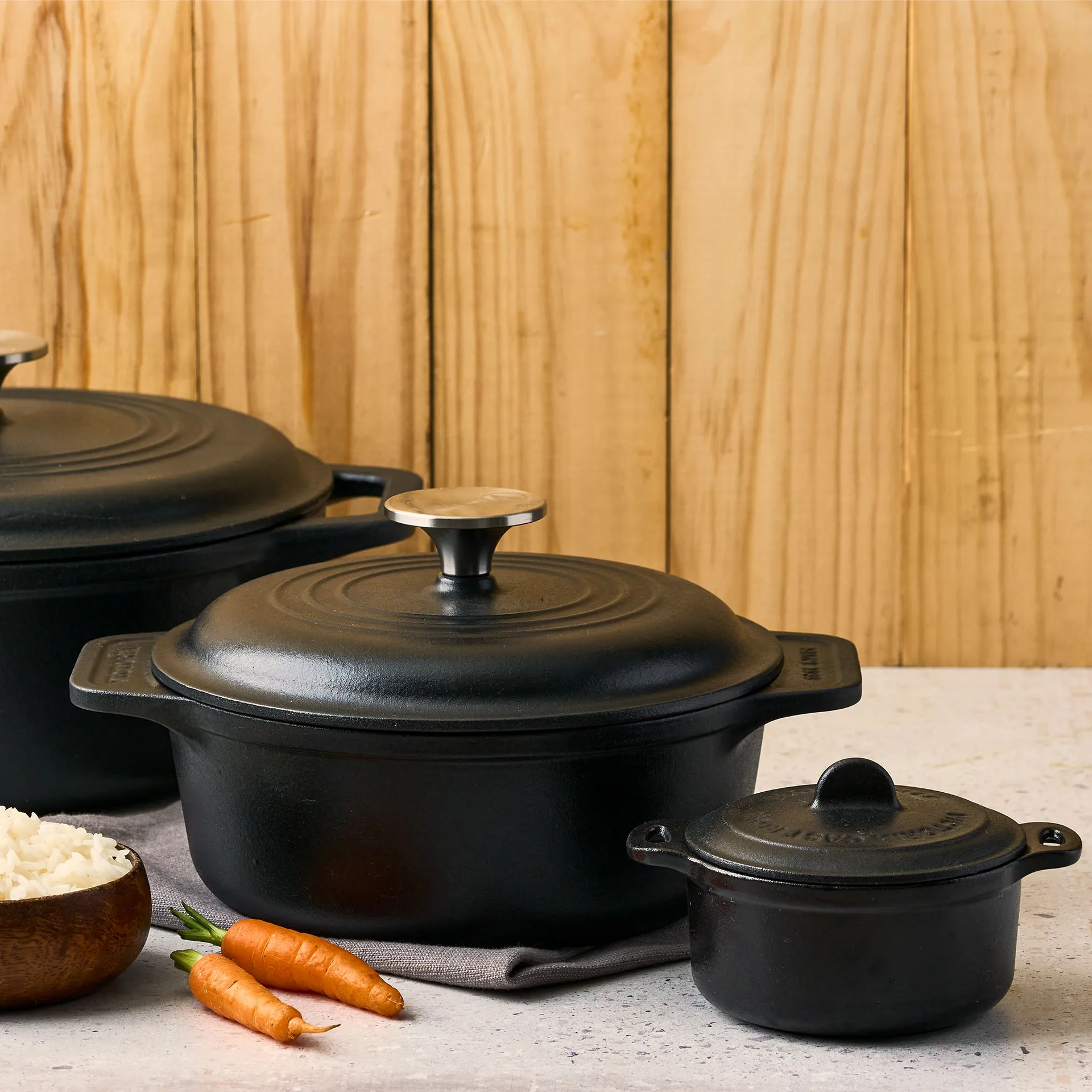 Victoria cocotte en fonte enameled, 1,9 L Victoria