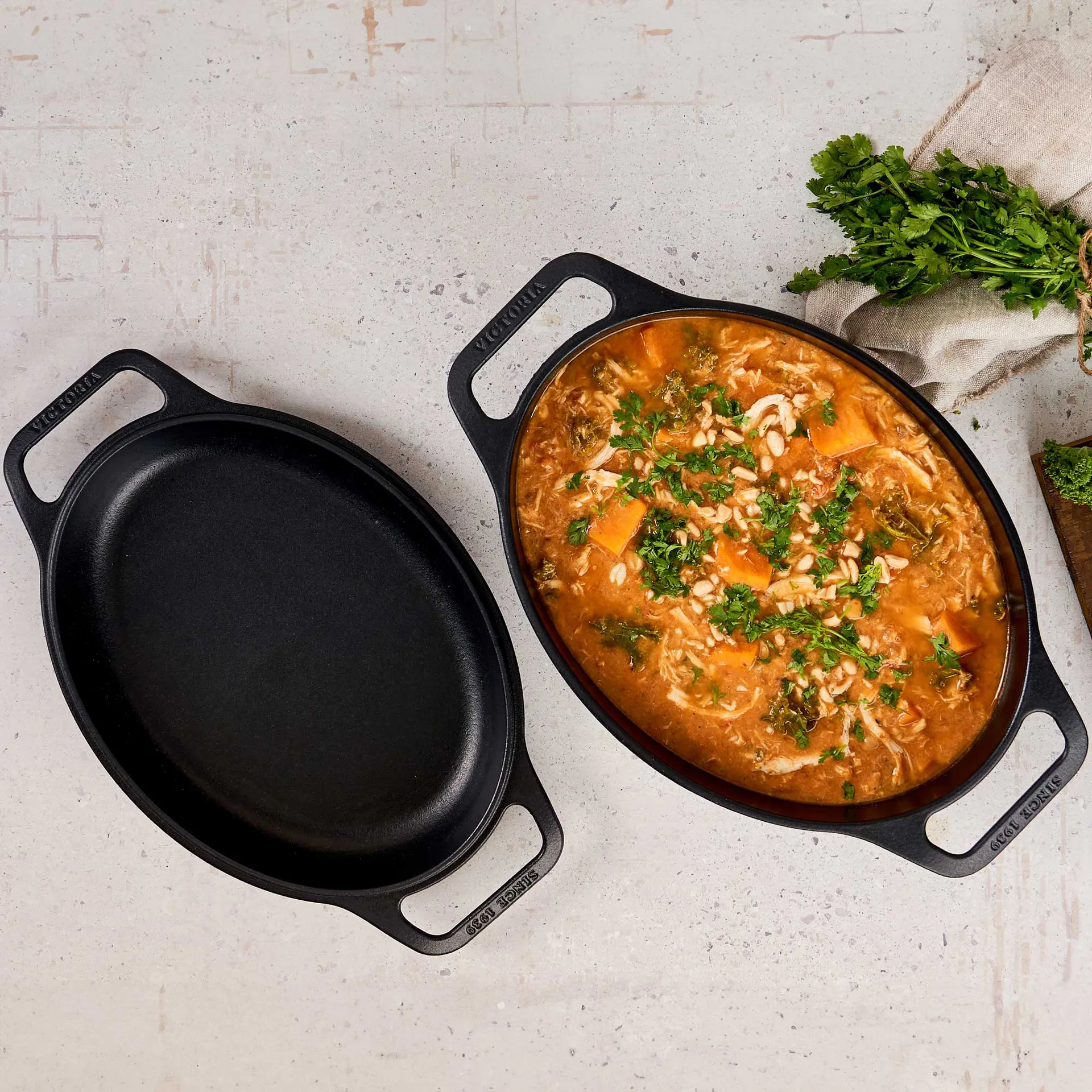 Victoria cocotte et moule à pain en fonte émaillée, 2 pièces Victoria