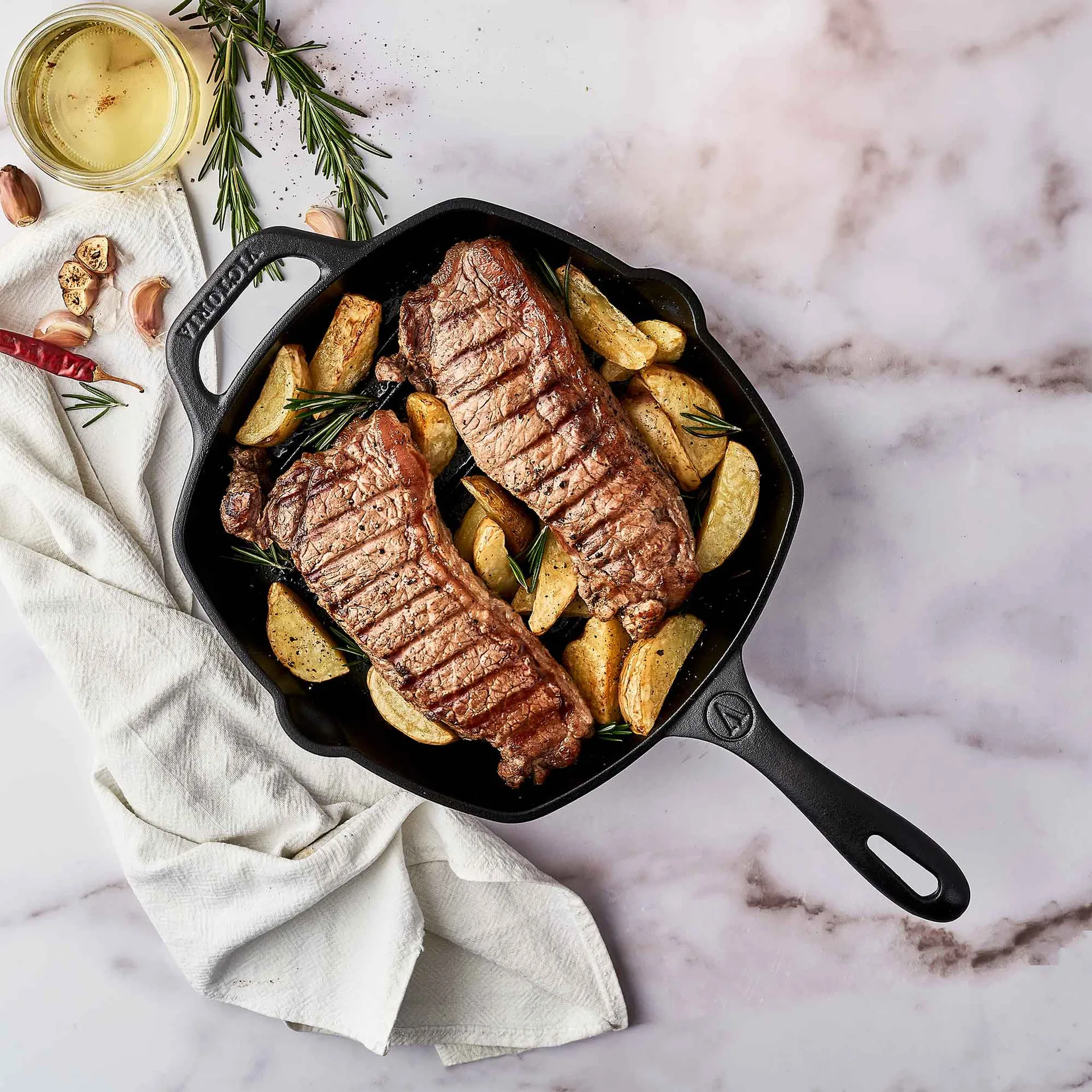 Victoria poêle grill carrée en fonte émaillée, 44,1x28,4 cm Victoria