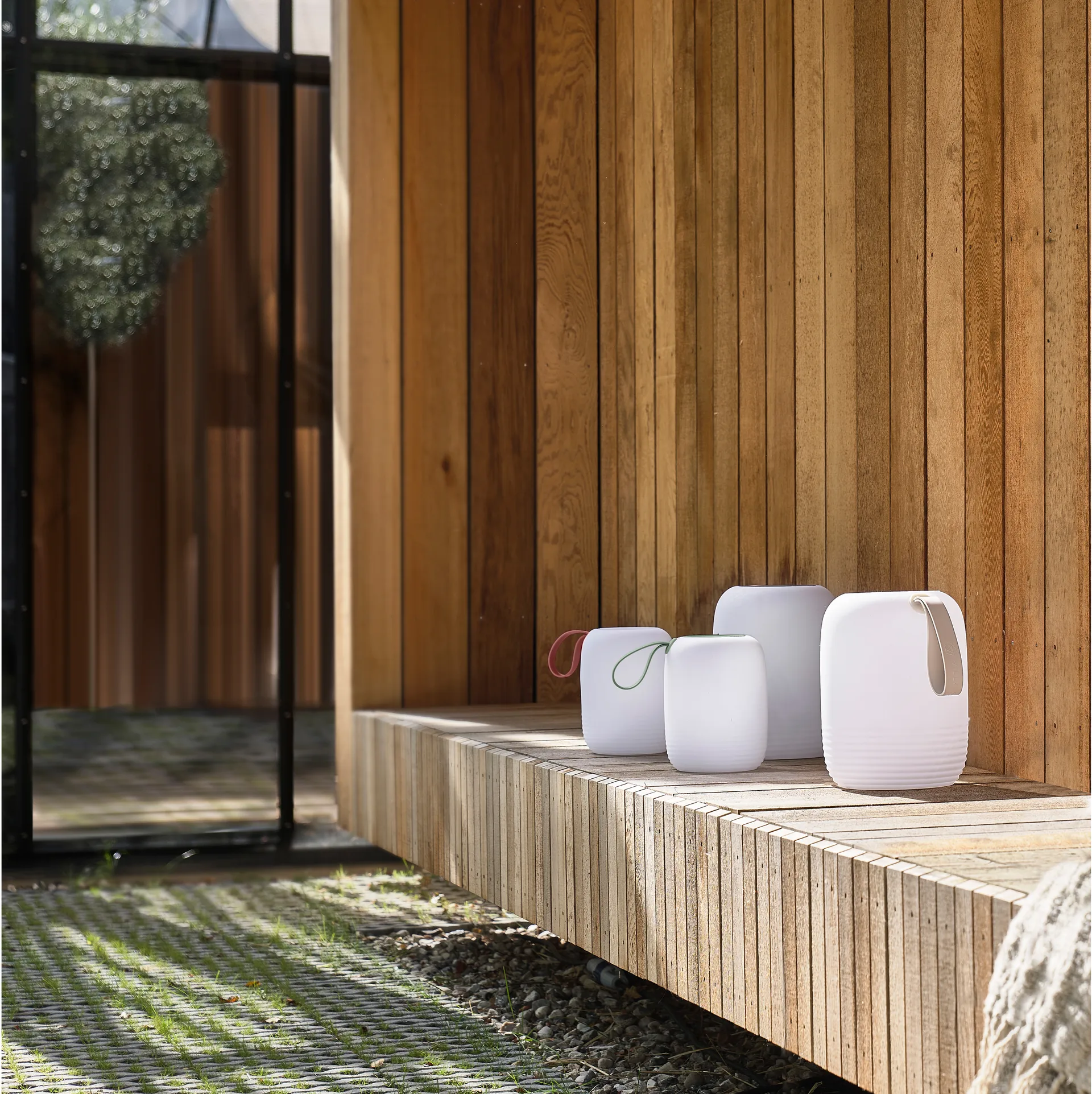 Lampe de salon Hav portable Ø12,5 cm, White-red Villa Collection