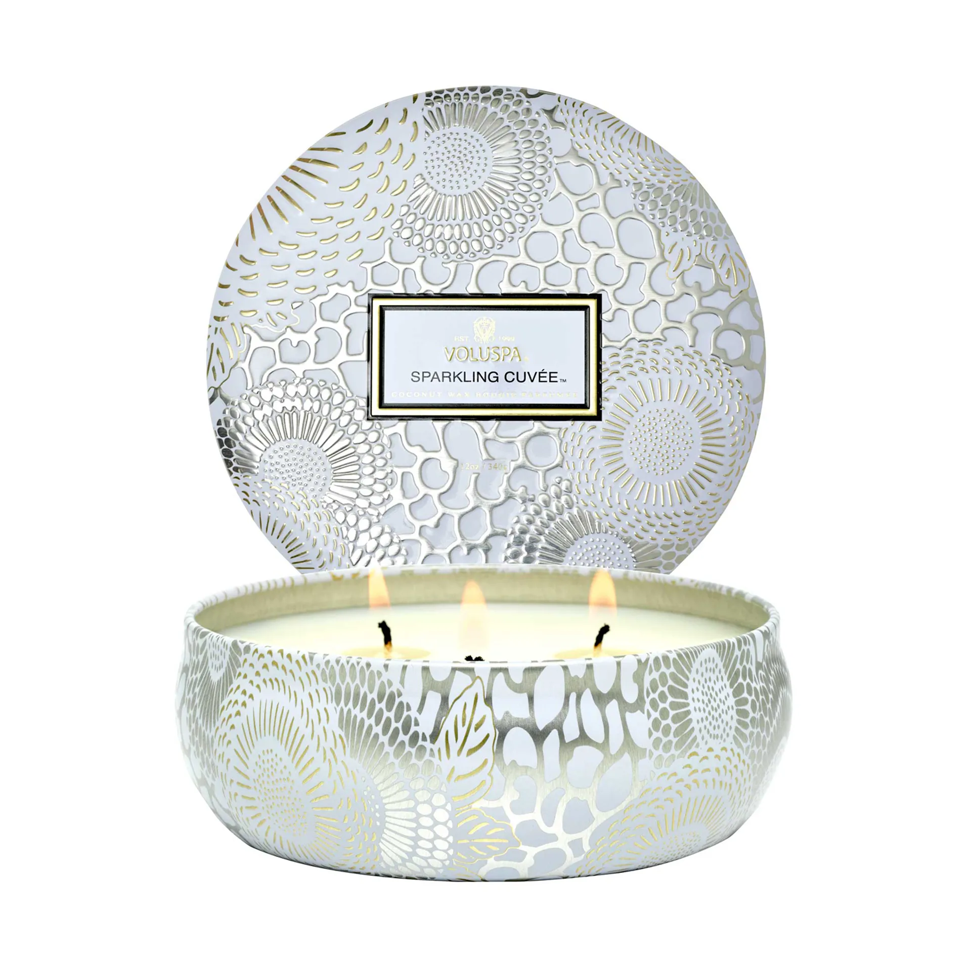 Bougie parfumée Japonica 3-wick Tin 40 heures, Sparkling Cuvée Voluspa