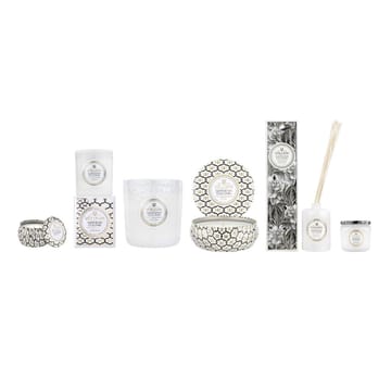 Bougie parfumée Maison Blanc 3-wick Tin 40 heures - Gardenia Colonia - Voluspa