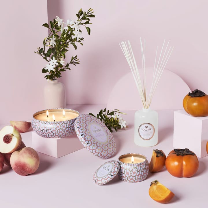 Bougie parfumée Maison Blanc 3-wick Tin 40 heures, Saijo Persimmon Voluspa