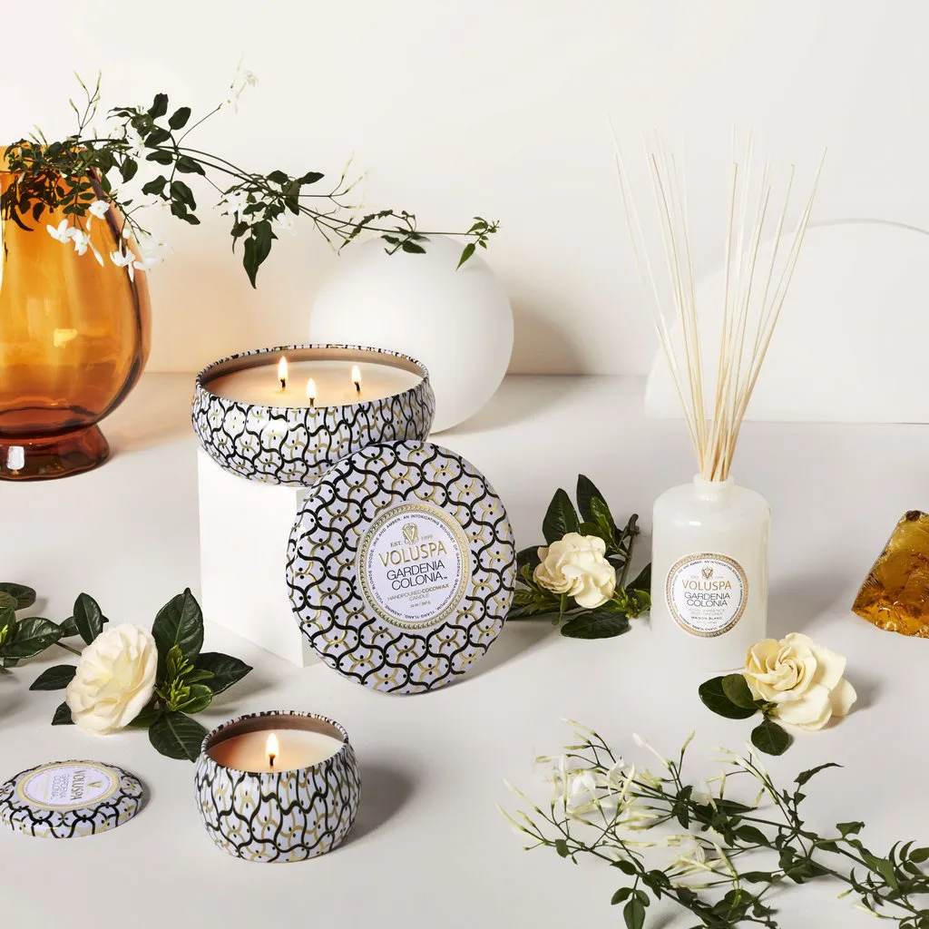 Bougie parfumée Maison Blanc Mini Tin 25 heures, Gardenia Colonia Voluspa