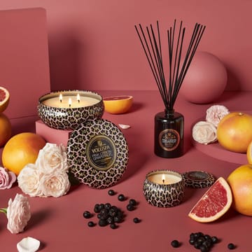 Bougie parfumée Maison Noir 3-wick Tin 40 heures - Pink Citron Grapefruit - Voluspa