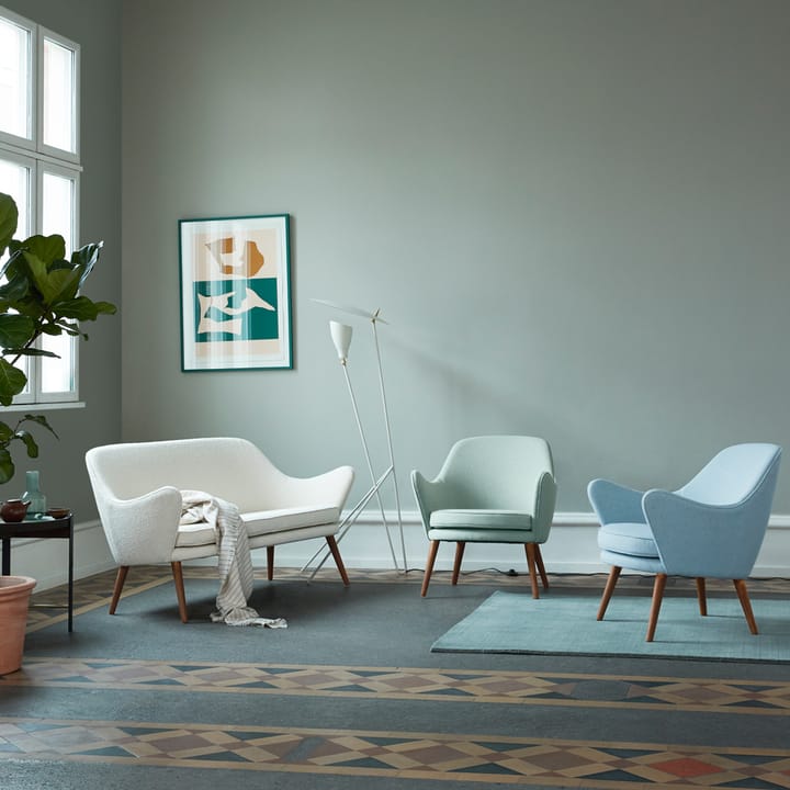 Chaise lounge Dwell - tissu merit 014/rewool 768 minty grey/light steel blue, pieds en chêne fumé
 - Warm Nordic