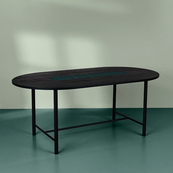 Table à manger Be My Guest - chêne huilé noir, structure en acier noir, céramique verte, 100x220 - Warm Nordic