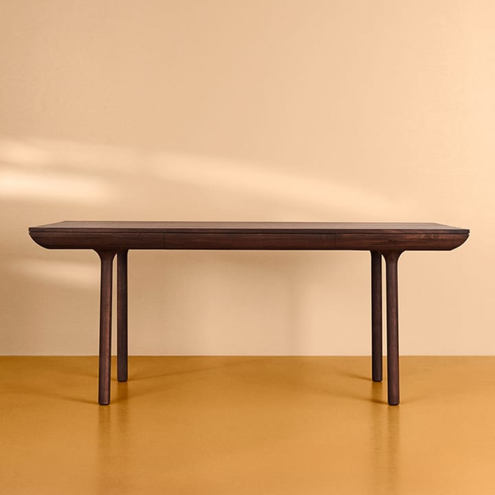 Table à manger Rúna, chêne fumé Warm Nordic