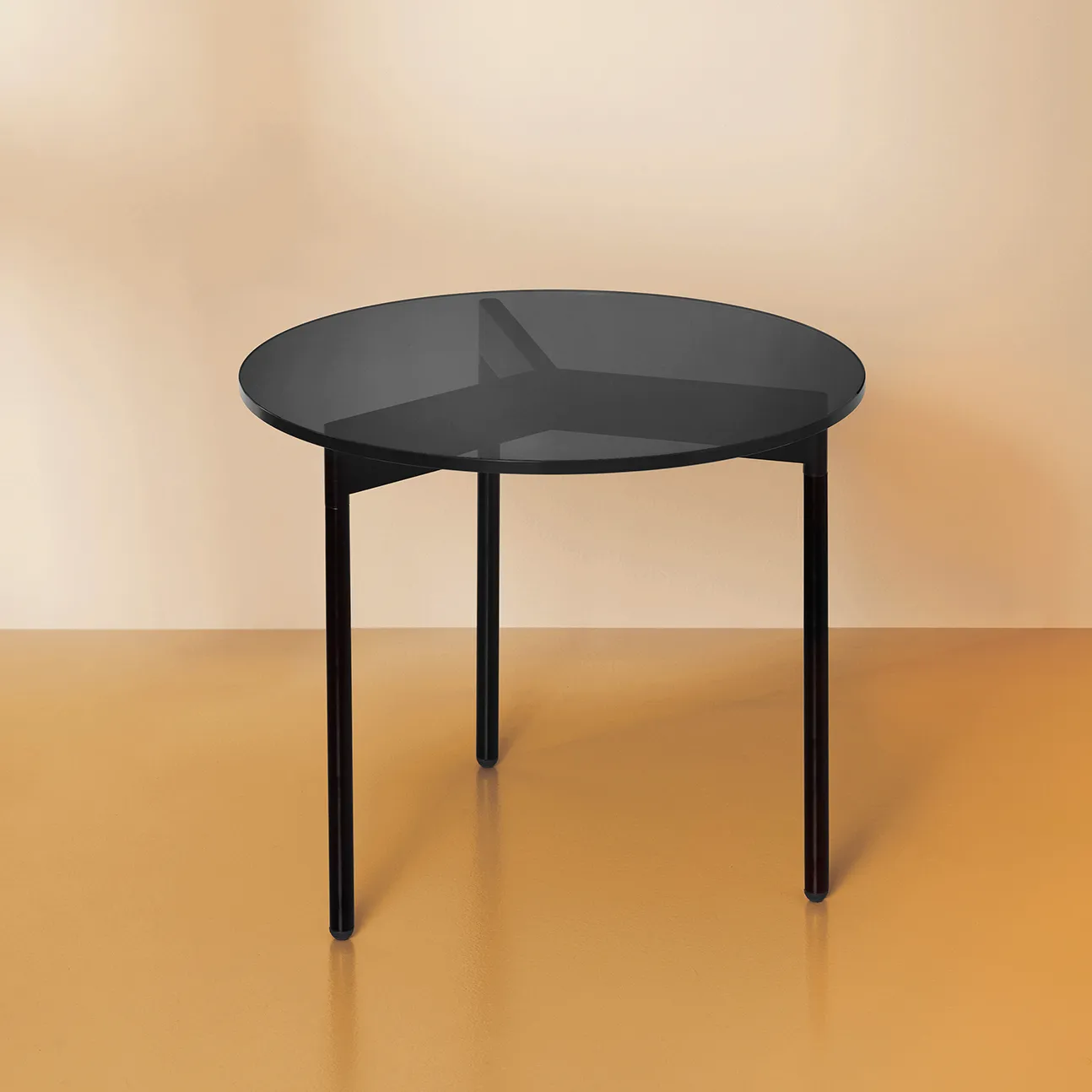 Table basse From Above Ø52 cm base noire, Gris Warm Nordic