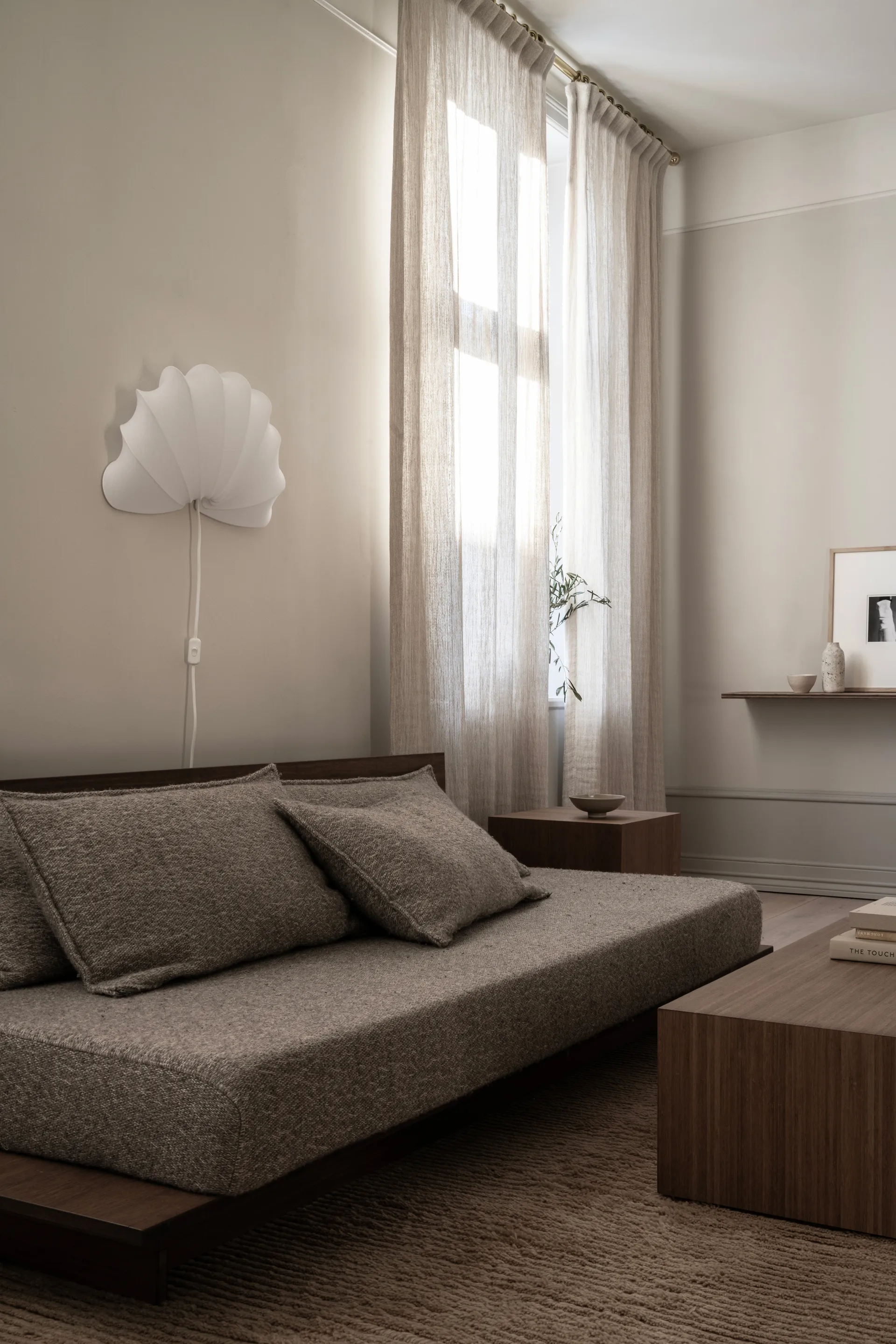 Applique Anna L 54 cm, White cotton Watt & Veke