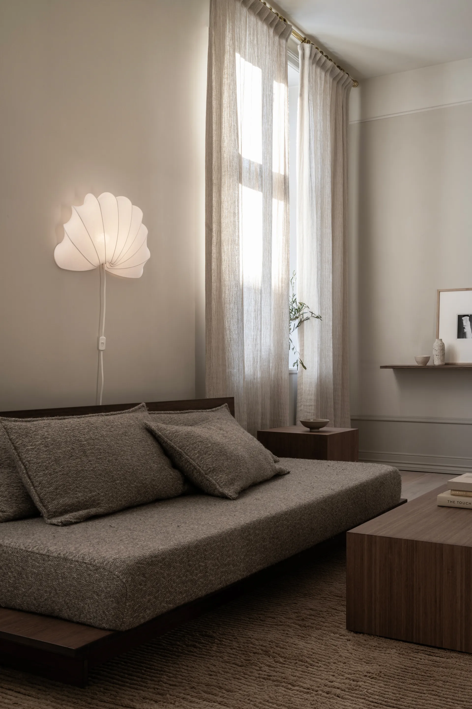 Applique Anna L 54 cm, White cotton Watt & Veke