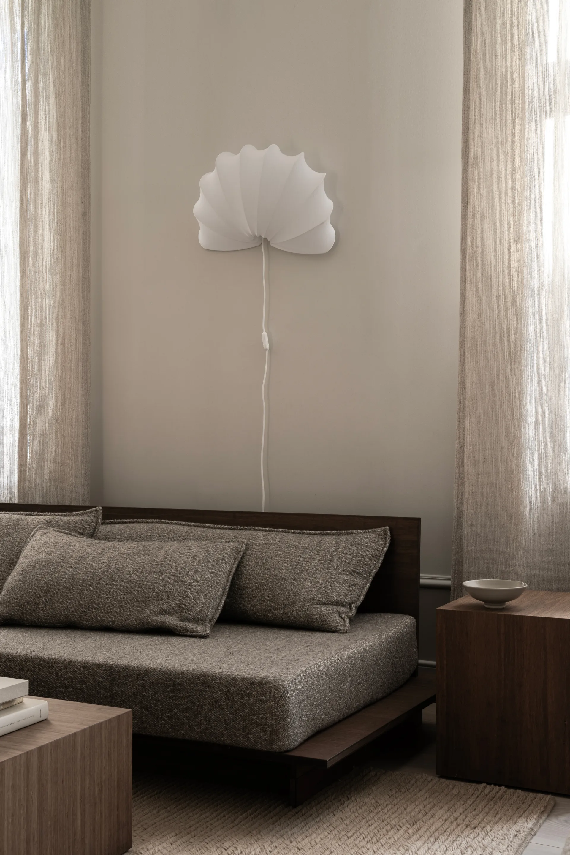 Applique Anna L 54 cm, White cotton Watt & Veke