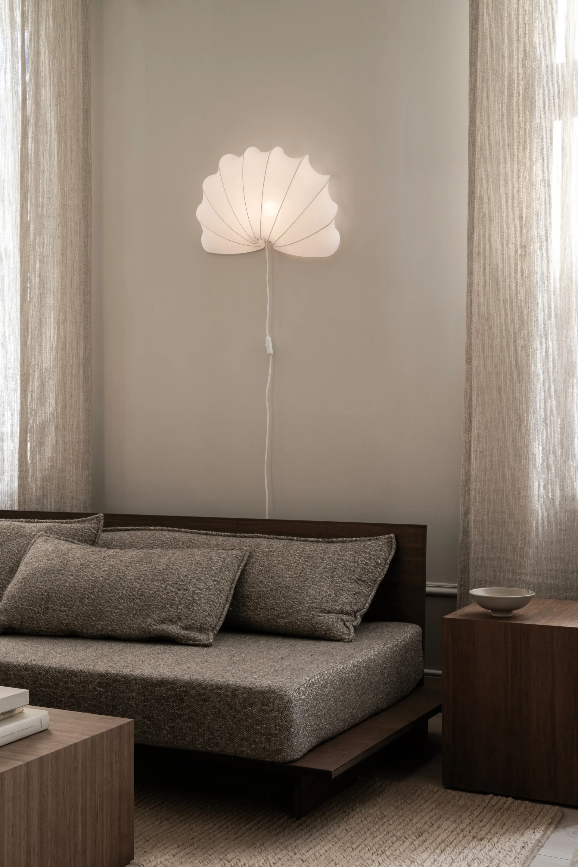 Applique Anna L 54 cm, White cotton Watt & Veke