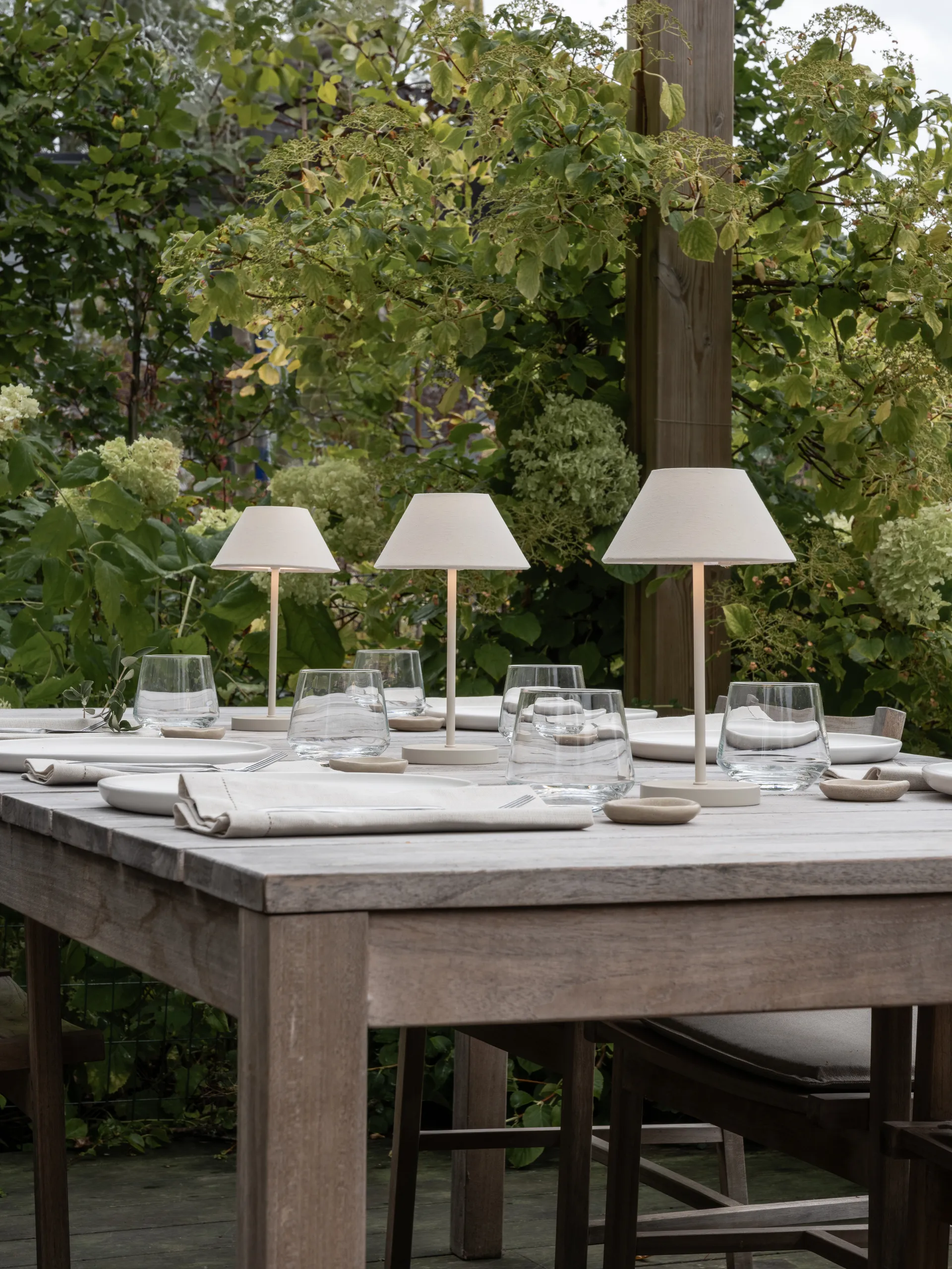 Lampe de table portable Teya, Offwhite, Ø15x26 cm Watt & Veke