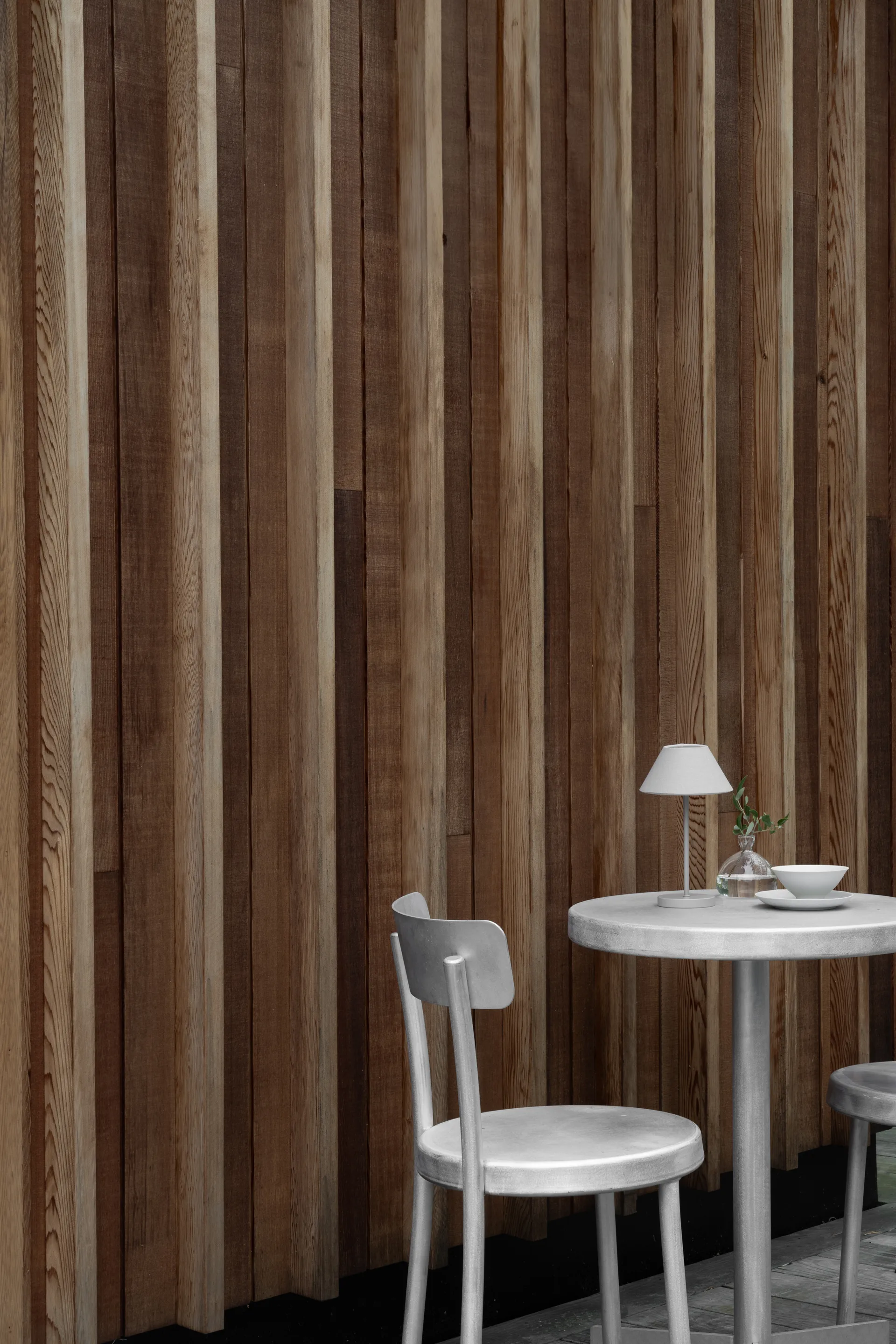 Lampe de table portable Teya, Warm grey, Ø15x26 cm Watt & Veke