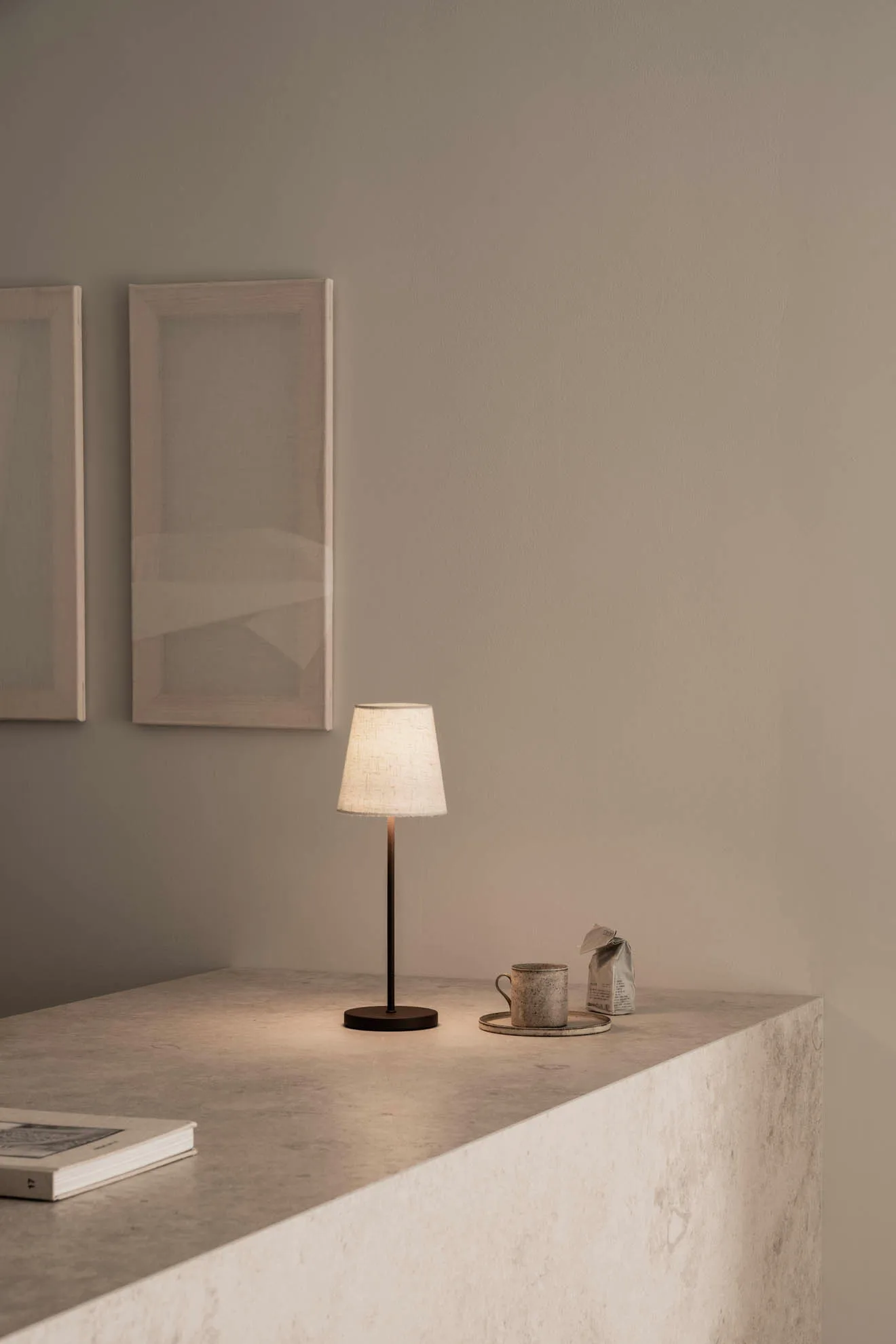 Lampe de table portable Tyra table Ø14 cm, Coffee Watt & Veke